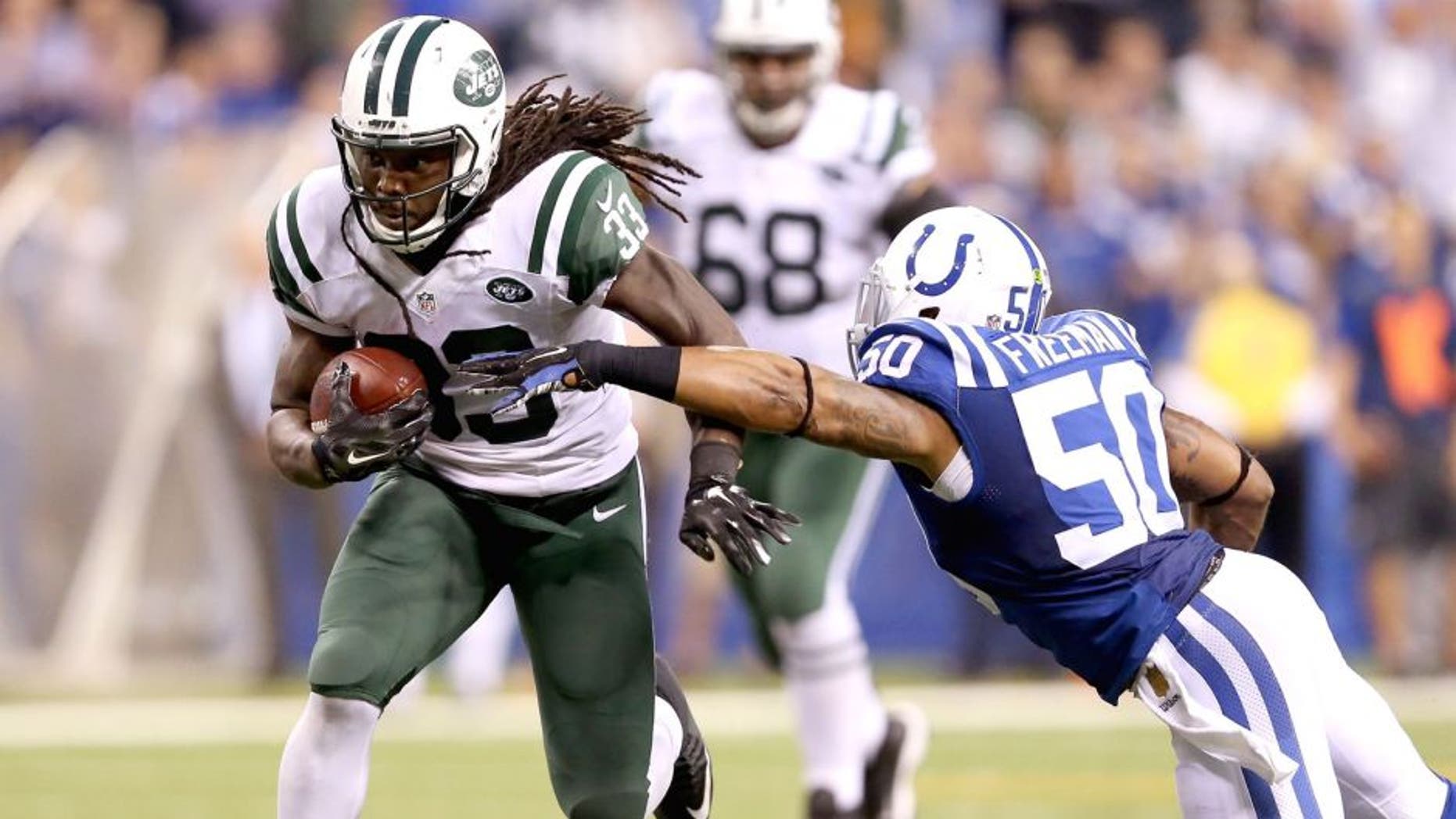 INDIANAPOLIS, IN - SEPTEMBER 21: Chris Ivory #33 of the New York Jets runs the ball during the game against the Indianapolis Colts at Lucas Oil Stadium on September 21, 2015 in Indianapolis, Indiana. (Photo by Andy Lyons/Getty Images)
