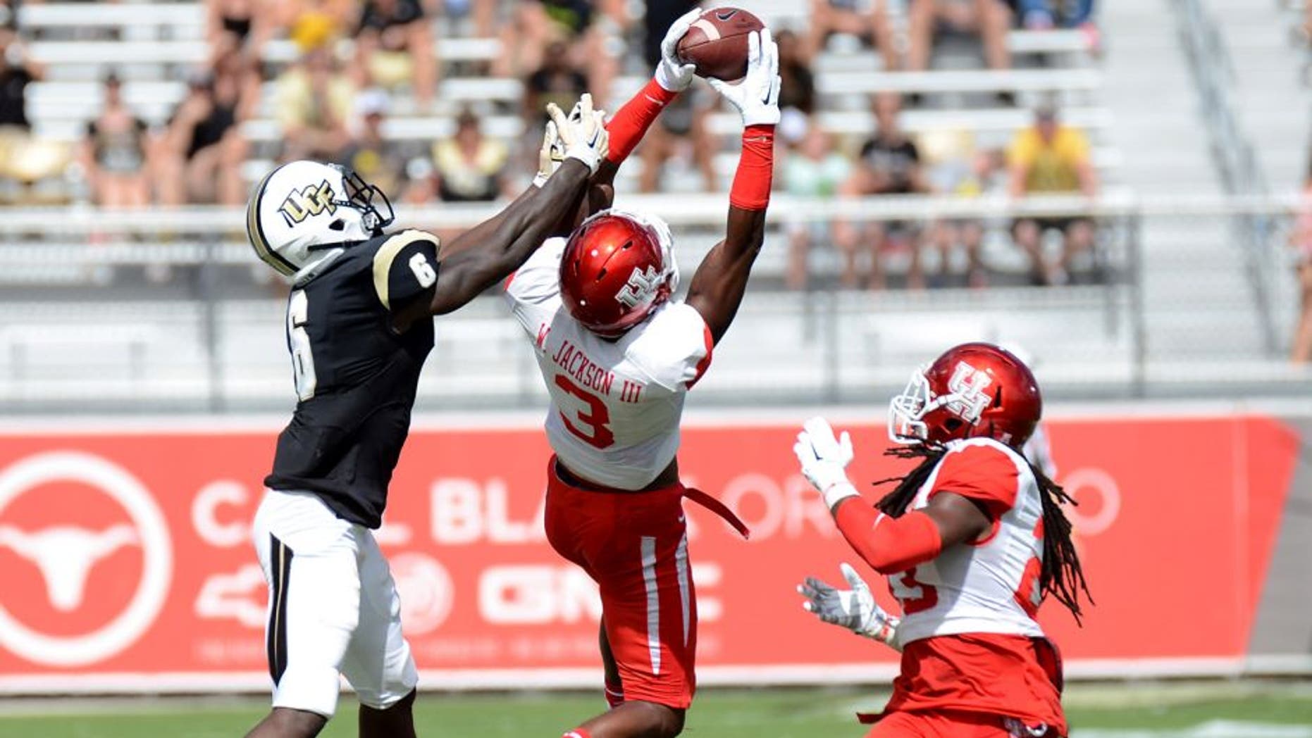 Oct 24, 2015; Orlando, FL, USA; Houston Cougars defensive back William Jackson III (3) intercepts a pass against UCF Knights during the first half at Bright House Networks Stadium. Mandatory Credit: Jonathan Dyer-USA TODAY Sports