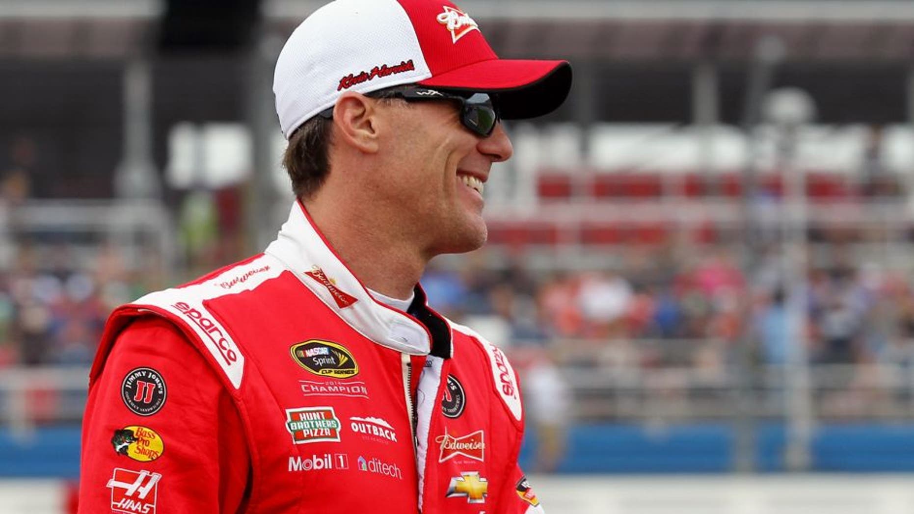 TALLADEGA, AL - OCTOBER 25: Kevin Harvick, driver of the #4 Budweiser/Jimmy John's Chevrolet, is introduced prior to the NASCAR Sprint Cup Series CampingWorld.com 500 at Talladega Superspeedway on October 25, 2015 in Talladega, Alabama. (Photo by Sarah Crabill/Getty Images)