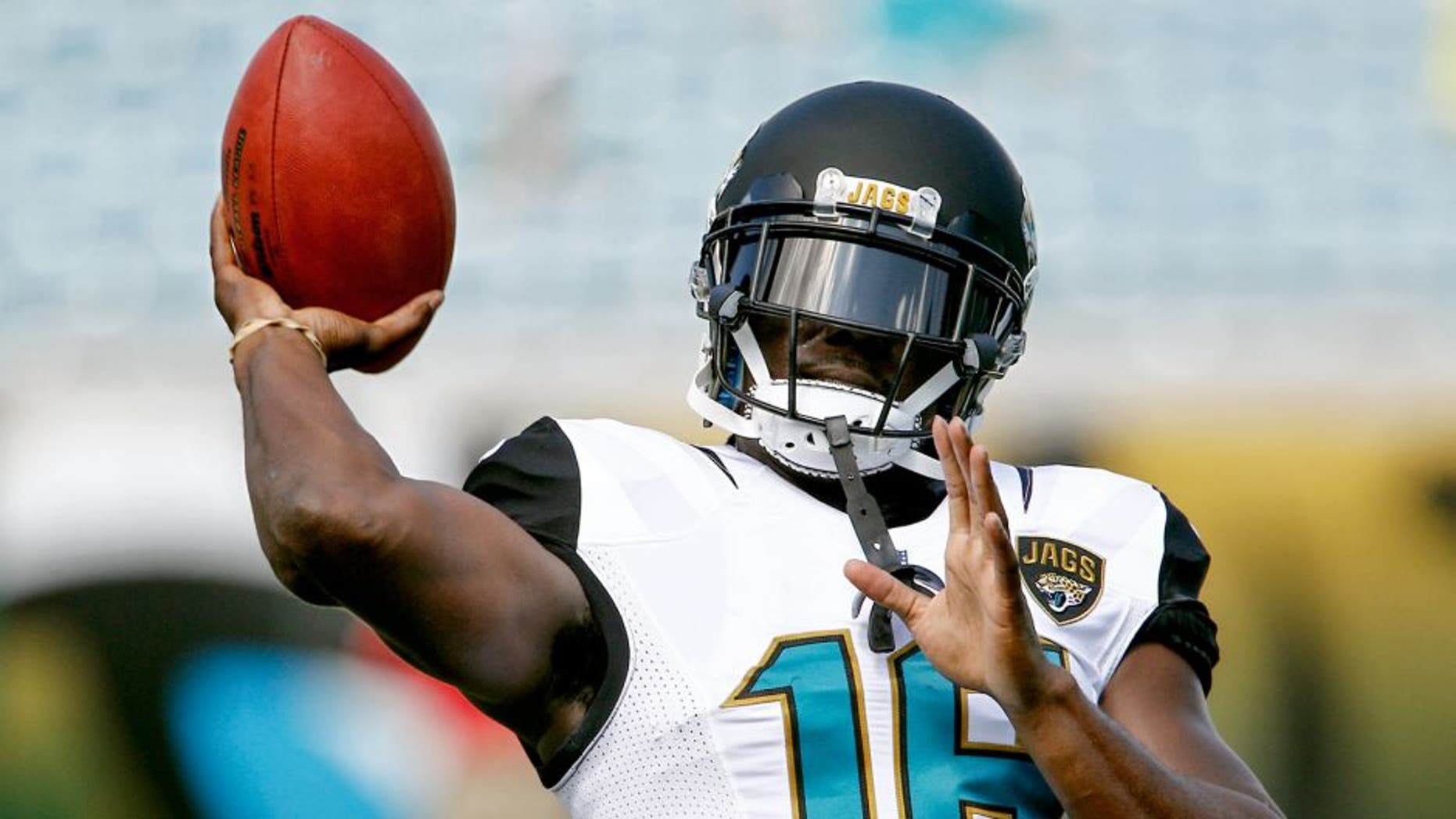 Sep 20, 2015; Jacksonville, FL, USA; Jacksonville Jaguars running back Denard Robinson (16) warms up before the start of an NFL football game against the Miami Dolphins at EverBank Field. Mandatory Credit: Reinhold Matay-USA TODAY Sports