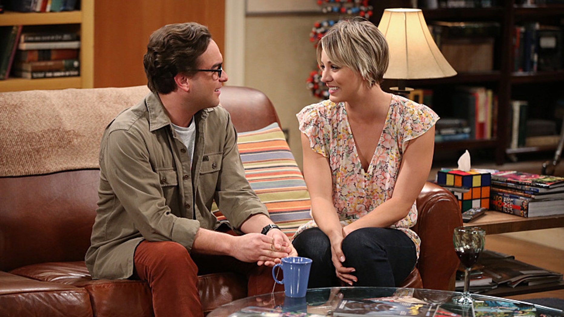 Johnny Galecki (left) as Leonard and Kaley Cuoco-Sweeting as Penny on CBS' "The Big Bang Theory."