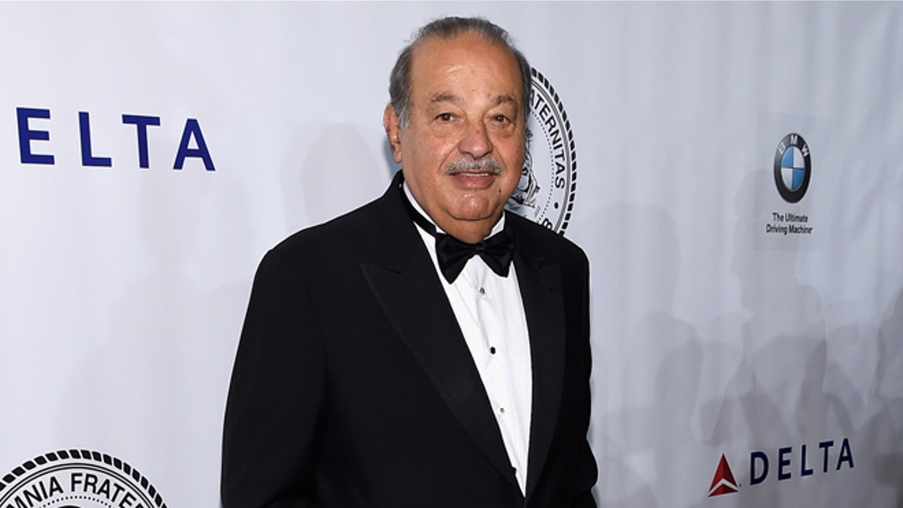 NEW YORK, NY - OCTOBER 07: Carlos Slim attends the Friars Foundation Gala honoring Robert De Niro and Carlos Slim at The Waldorf=Astoria on October 7, 2014 in New York City. (Photo by Larry Busacca/Getty Images)