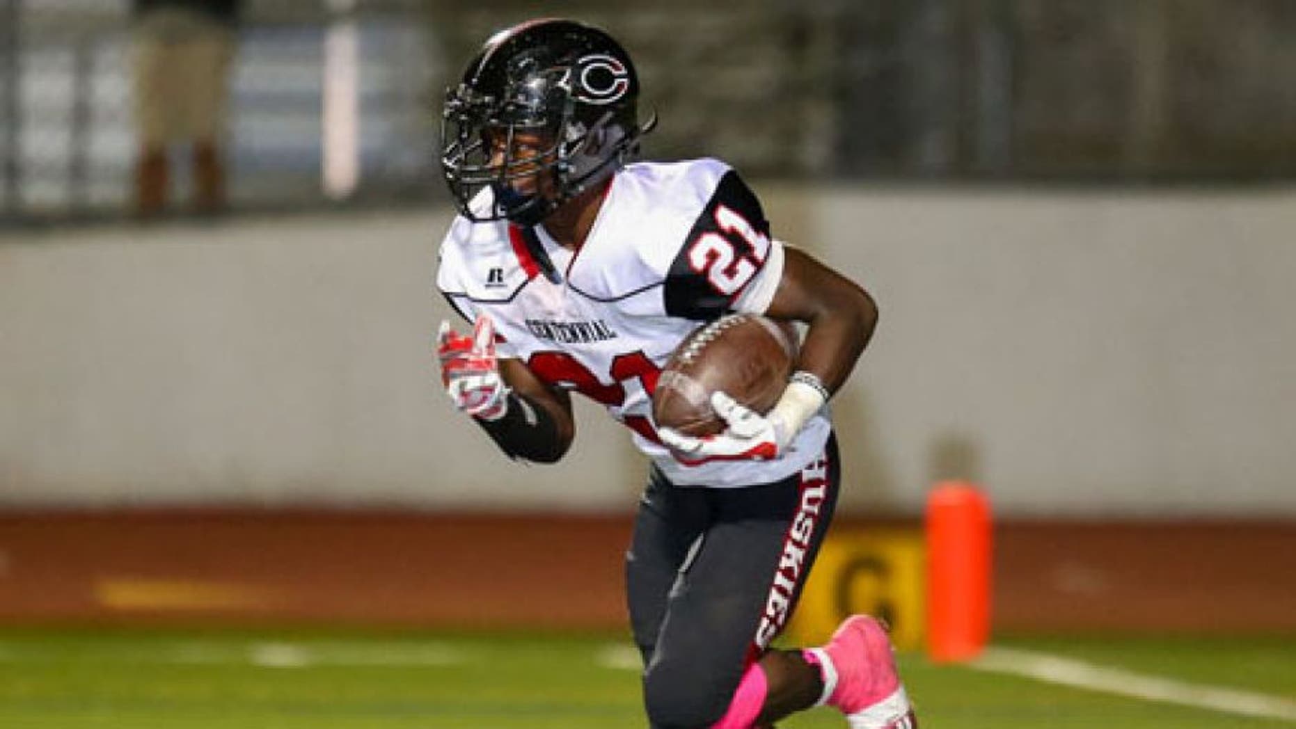 Centennial at Valencia varsity footballl played at Valencia High School on October 2, 2014. Photo: Larry Gasinski