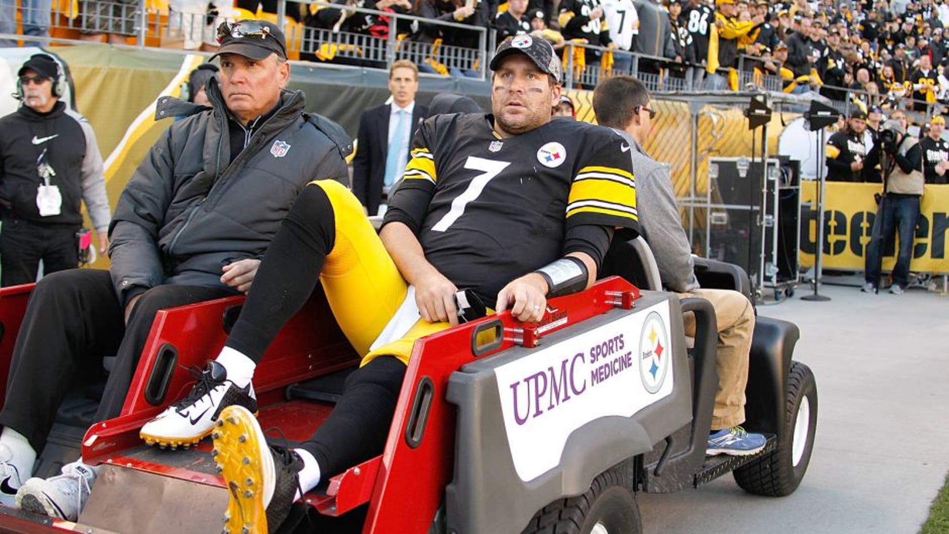 PITTSBURGH, PA - NOVEMBER 08: Ben Roethlisberger #7 of the Pittsburgh Steelers is carted off of the field after being injured in the 4th quarter of the game against the Oakland Raiders at Heinz Field on November 8, 2015 in Pittsburgh, Pennsylvania. (Photo by Justin K. Aller/Getty Images)