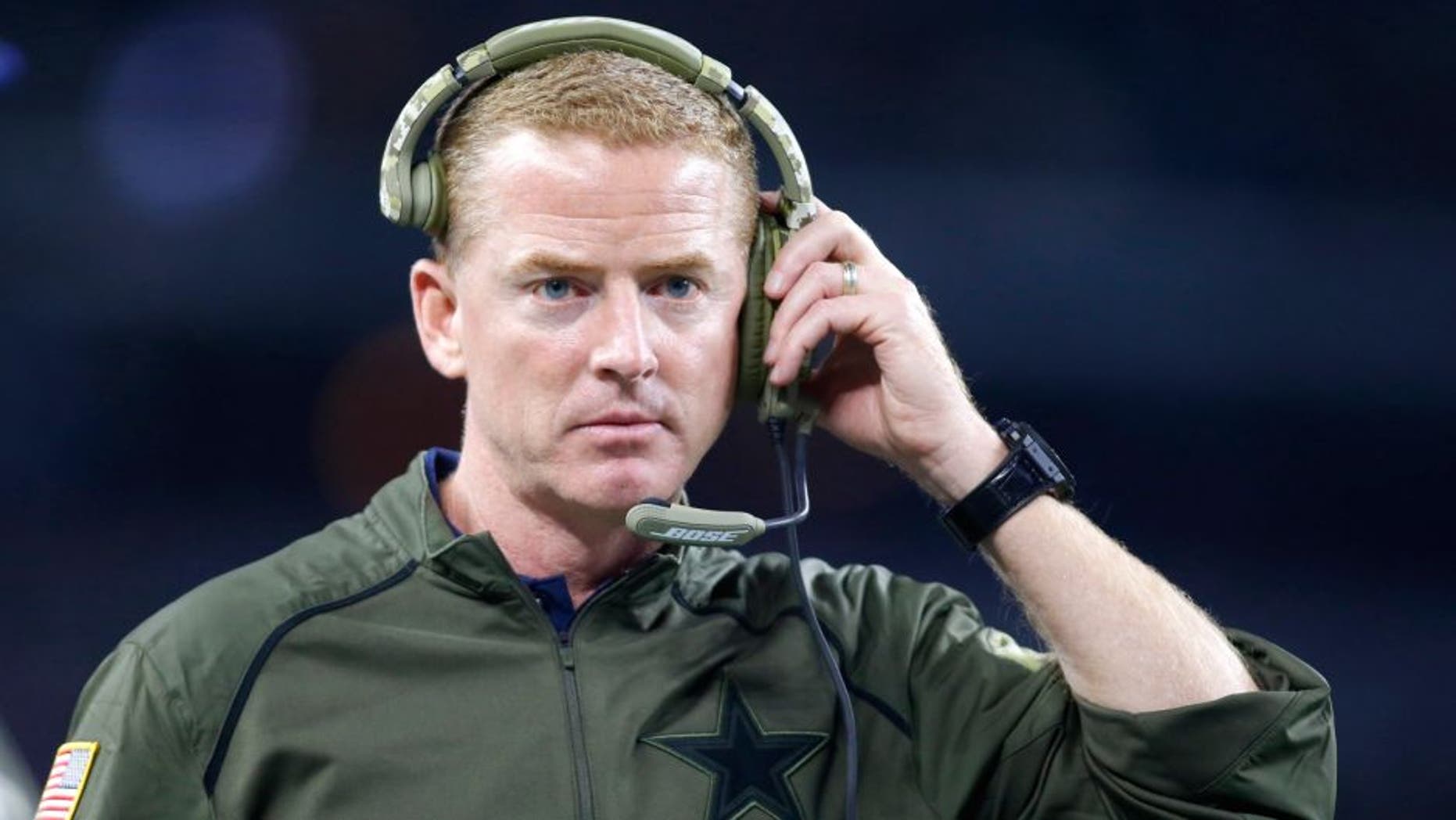 Nov 8, 2015; Arlington, TX, USA; Dallas Cowboys head coach Jason Garrett on the sidelines during the game against the Philadelphia Eagles at AT&T Stadium. Philadelphia won 33-27 in overtime. Mandatory Credit: Tim Heitman-USA TODAY Sports