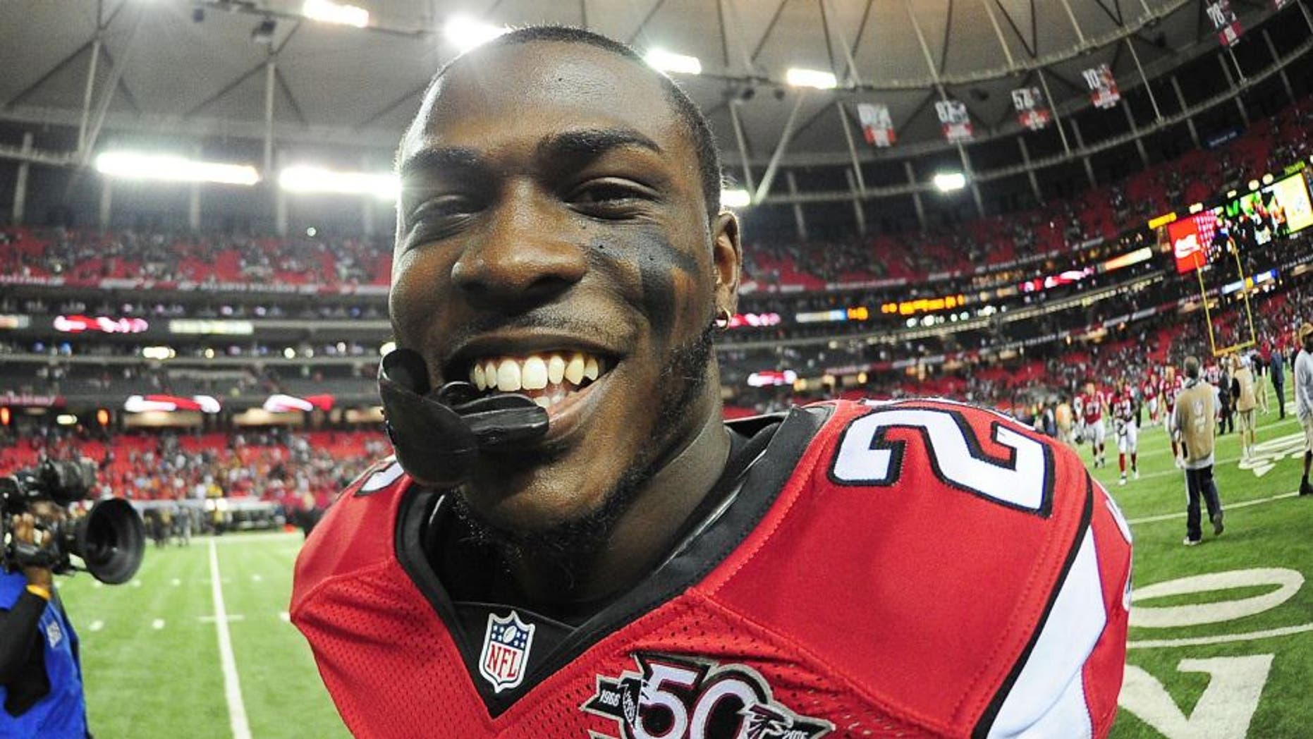 ATLANTA, GA - SEPTEMBER 14: Tevin Coleman #26 of the Atlanta Falcons celebrates after the game against the Philadelphia Eagles at the Georgia Dome on September 14, 2015 in Atlanta, Georgia. (Photo by Scott Cunningham/Getty Images)