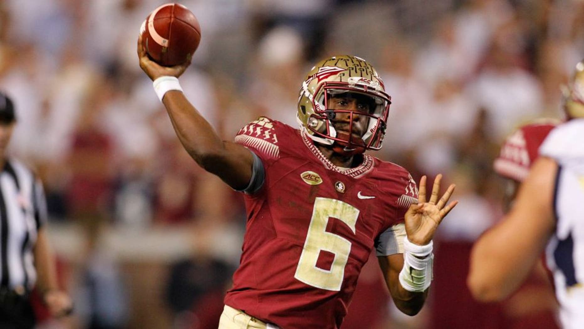 Oct 24, 2015; Atlanta, GA, USA; Florida State Seminoles quarterback Everett Golson (6) throws a pass against the Georgia Tech Yellow Jackets in the second quarter at Bobby Dodd Stadium. Mandatory Credit: Brett Davis-USA TODAY Sports