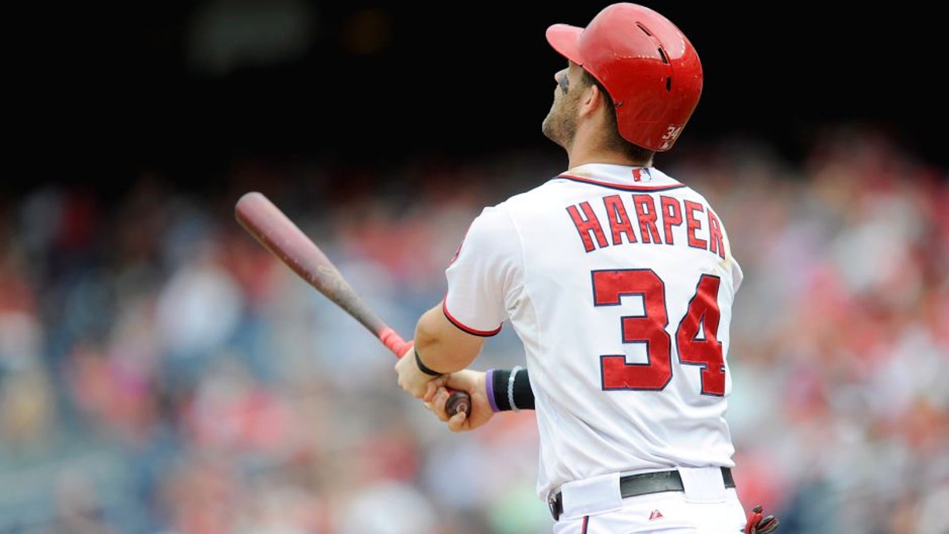 WASHINGTON, DC - SEPTEMBER 27: Bryce Harper #34 of the Washington Nationals bats against the Philadelphia Phillies at Nationals Park on September 27, 2015 in Washington, DC. (Photo by G Fiume/Getty Images)