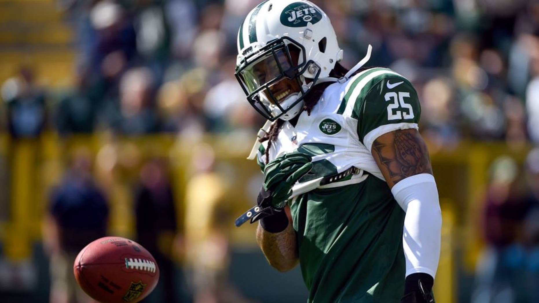 Sep 14, 2014; Green Bay, WI, USA; New York Jets safety Calvin Pryor (25) warms up before game against the Green Bay Packers at Lambeau Field. Mandatory Credit: Benny Sieu-USA TODAY Sports