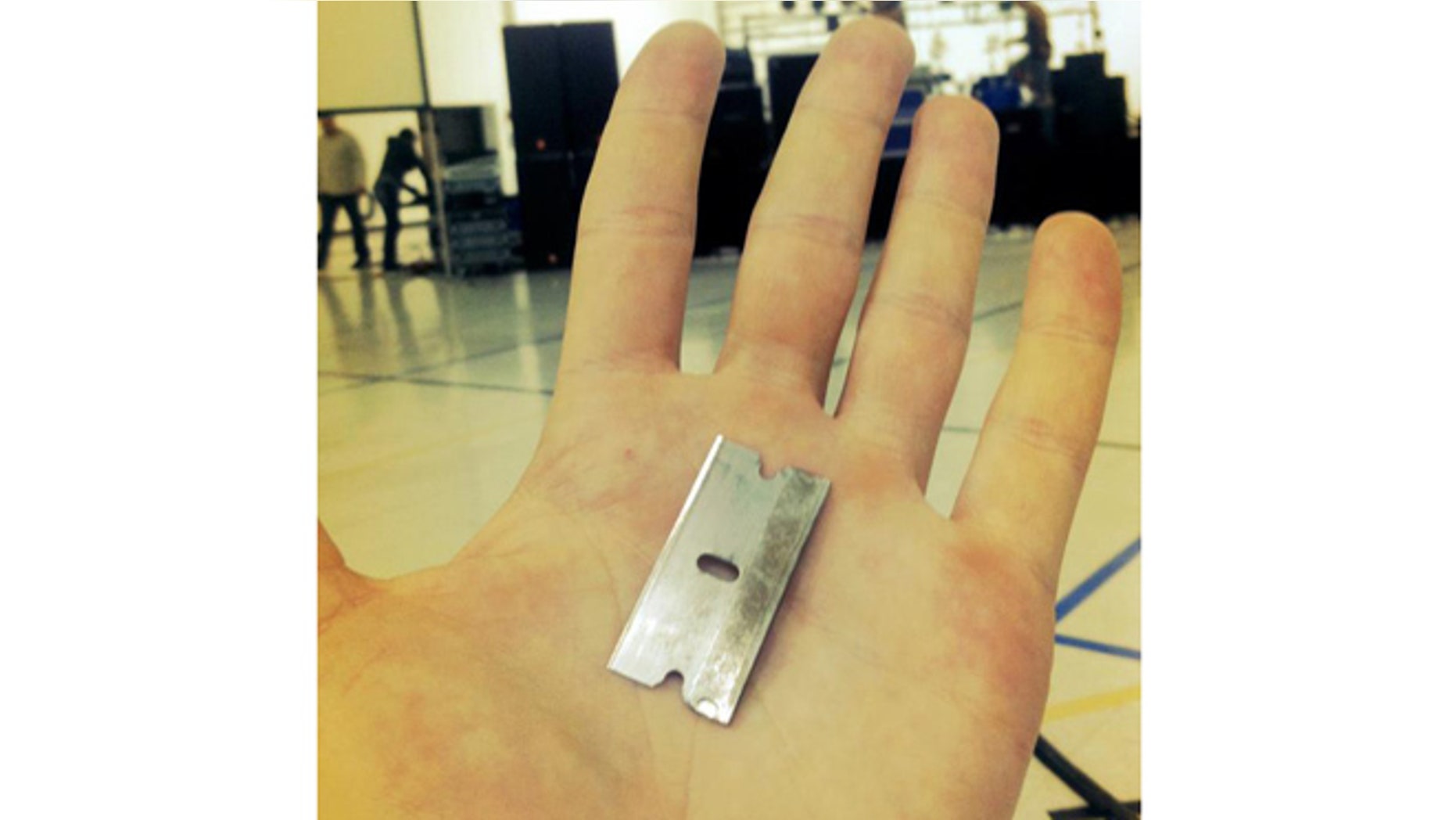 The razor blade Jonathan handed over to Nick Hall.