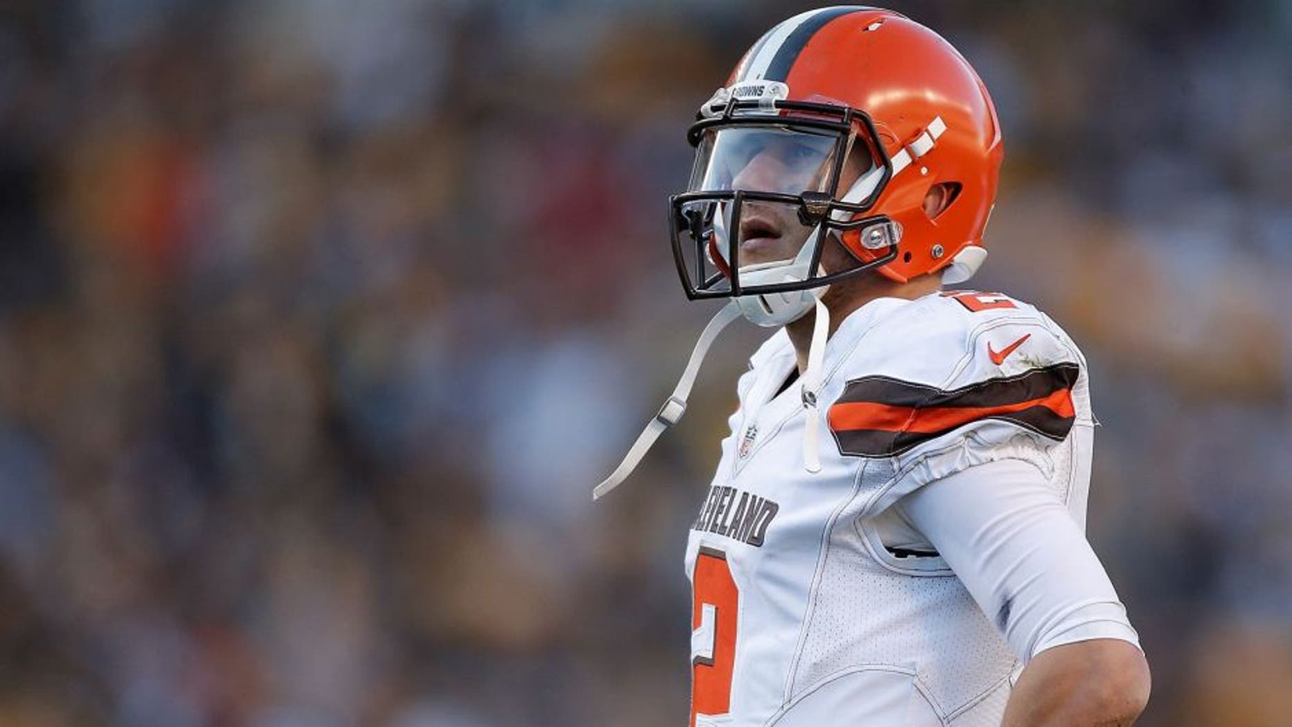 PITTSBURGH, PA - NOVEMBER 15: Johnny Manziel #2 of the Cleveland Browns during the 2nd half of the game against the Pittsburgh Steelers at Heinz Field on November 15, 2015 in Pittsburgh, Pennsylvania. (Photo by Gregory Shamus/Getty Images)