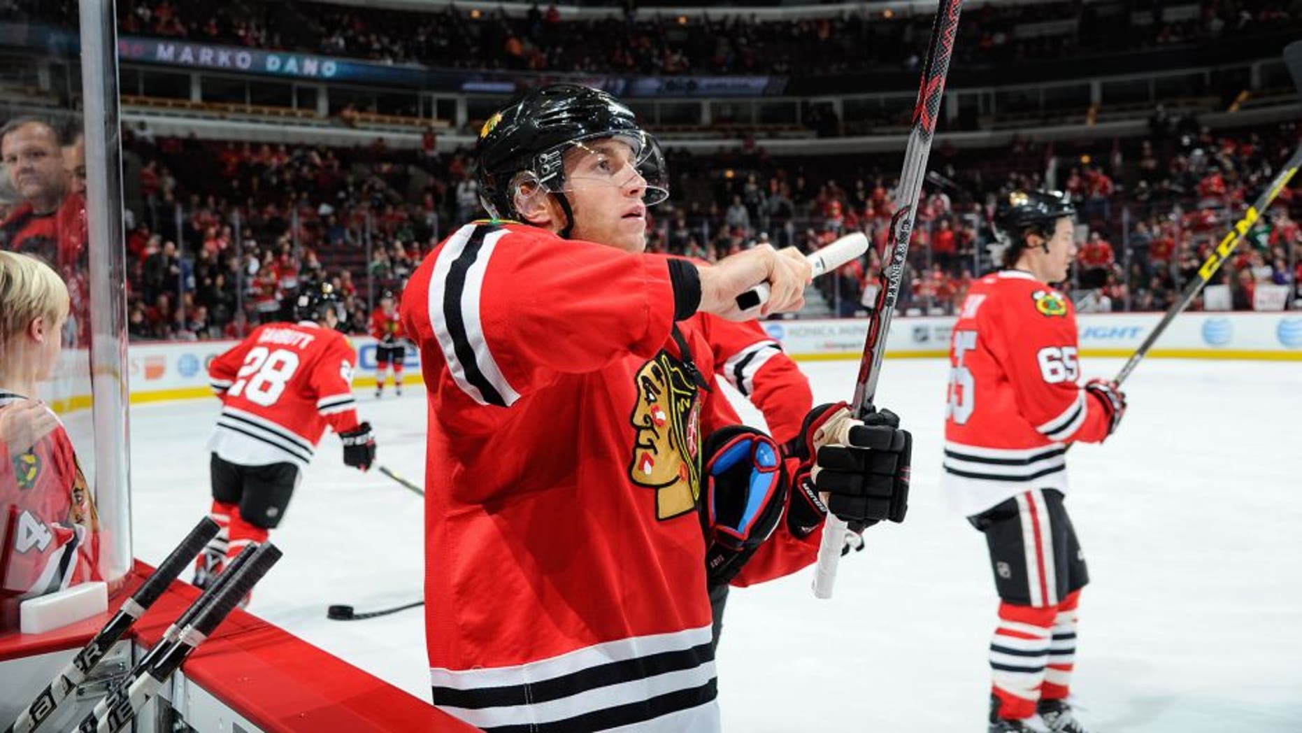 CHICAGO, IL - NOVEMBER 15: Patrick Kane #88 of the Chicago Blackhawks prepares for the NHL game against the Calgary Flames at the United Center on November 15, 2015 in Chicago, Illinois. (Photo by Bill Smith/NHLI via Getty Images)