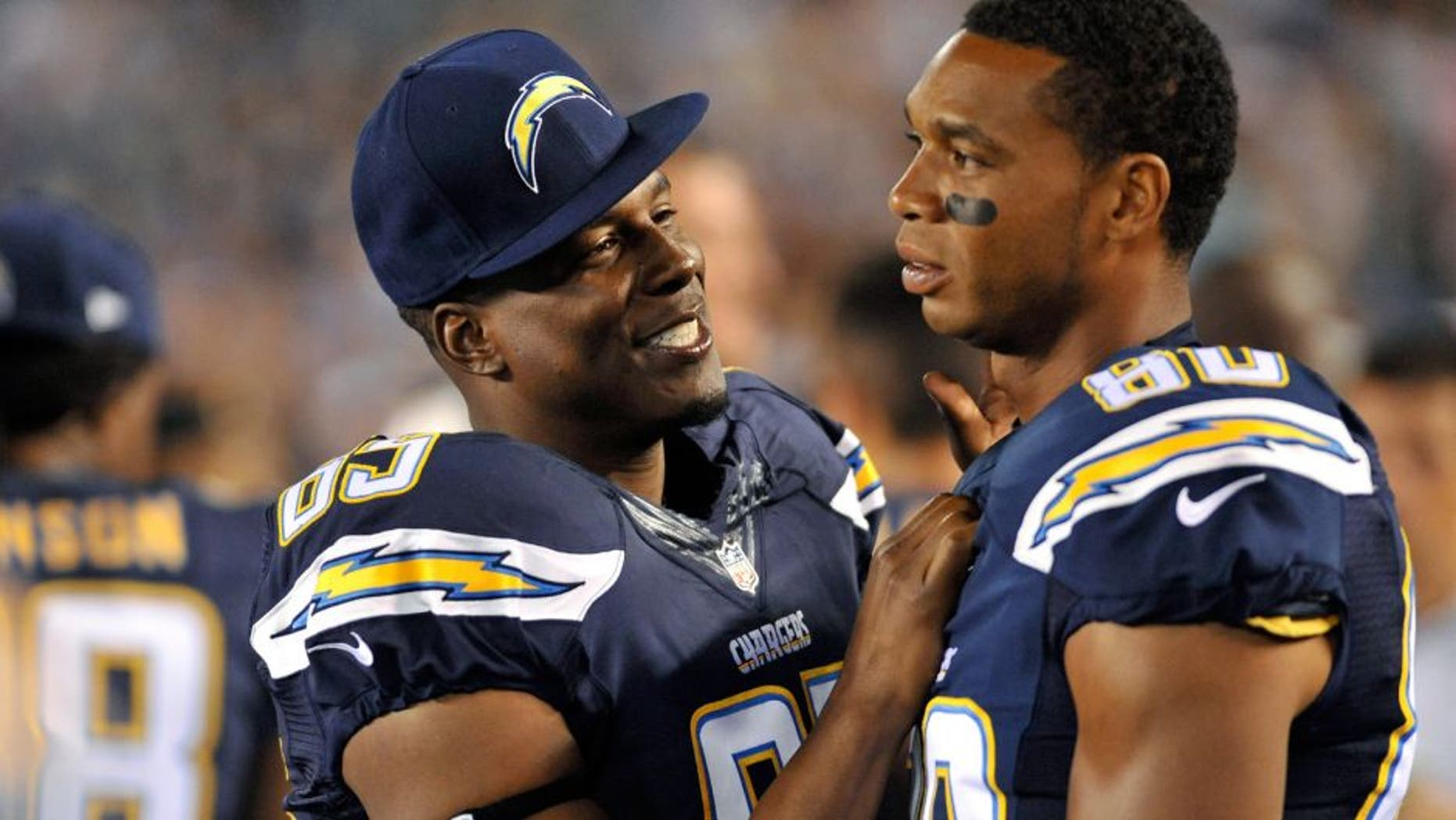 Aug 13, 2015; San Diego, CA, USA; San Diego Chargers tight end Antonio Gates (85) and wide receiver Malcom Floyd (80) in a preseason NFL football game against the Dallas Cowboys at Qualcomm Stadium. Mandatory Credit: Orlando Ramirez-USA TODAY Sports