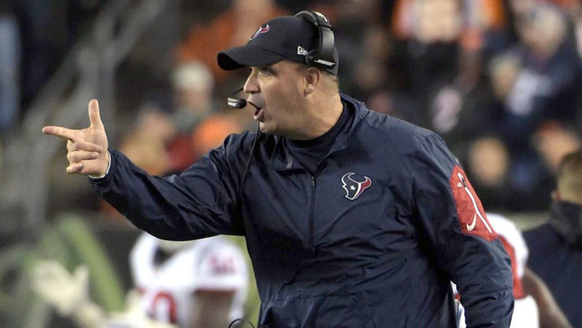 Nov 16, 2015; Cincinnati, OH, USA; Houston Texans head coach Bill O'Brien reacts during a NFL football game against the Cincinnati Bengals at Paul Brown Stadium. The Texans defeated the Bengals 10-6. Mandatory Credit: Kirby Lee-USA TODAY Sports