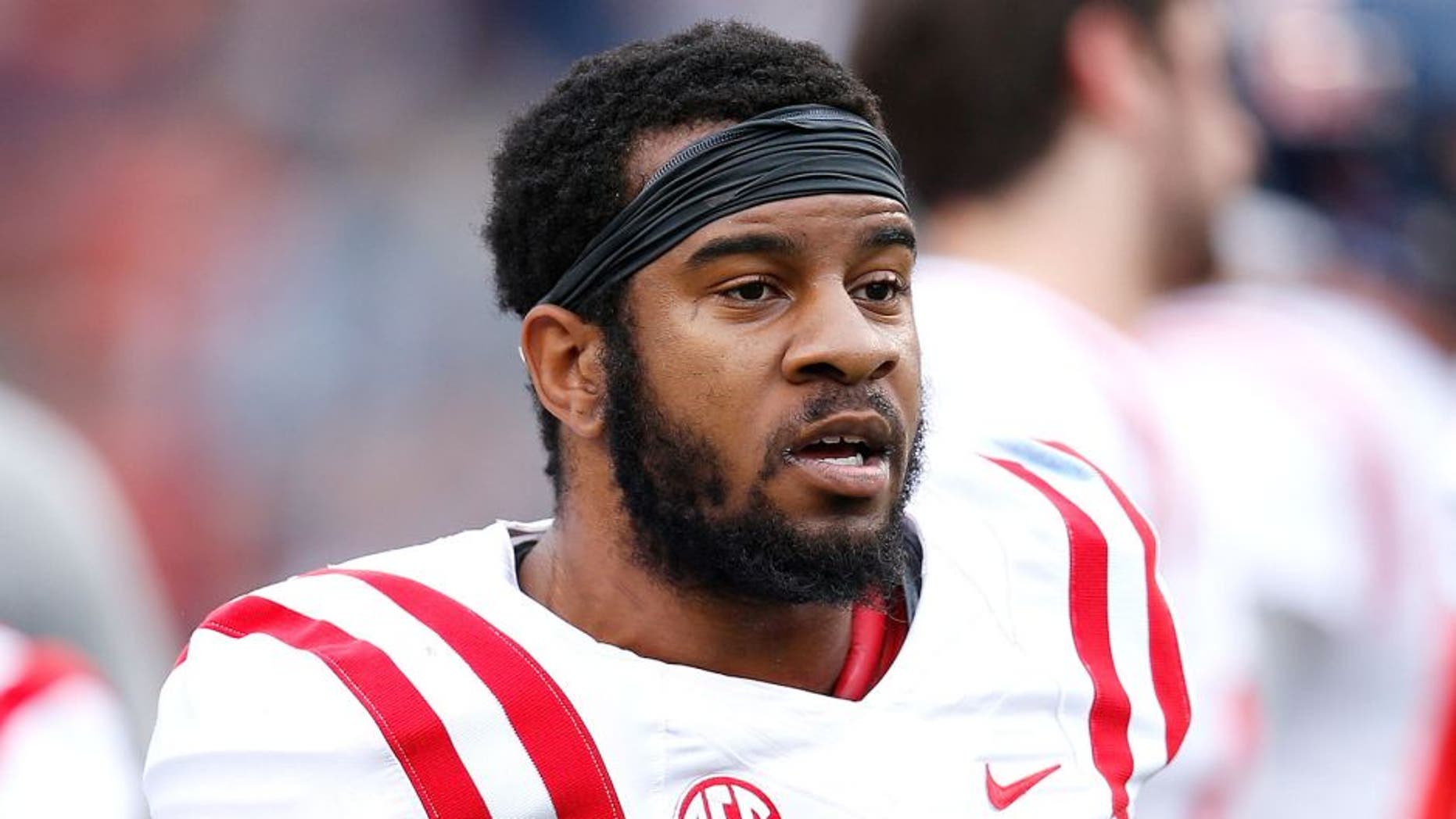 AUBURN, AL - OCTOBER 31: Denzel Nkemdiche #4 of the Ole Miss Rebels looks on during a game against the Auburn Tigers at Jordan-Hare Stadium on October 31, 2015 in Auburn, Alabama. Ole Miss defeated Auburn 27-19. (Photo by Joe Robbins/Getty Images)