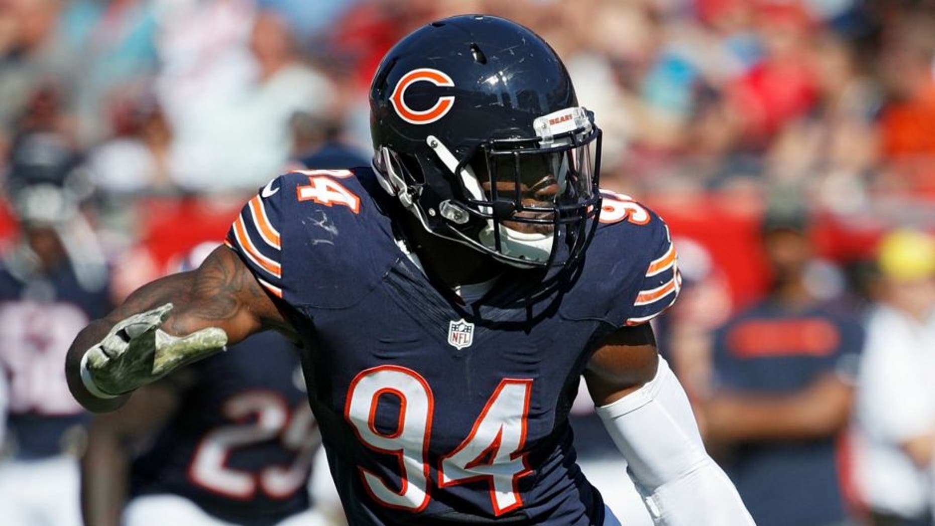 TAMPA, FL - NOVEMBER 13: Leonard Floyd #94 of the Chicago Bears in action during the game against the Tampa Bay Buccaneers at Raymond James Stadium on November 13, 2016 in Tampa, Florida. The Bucs defeated the Bears 36-10. (Photo by Joe Robbins/Getty Images)