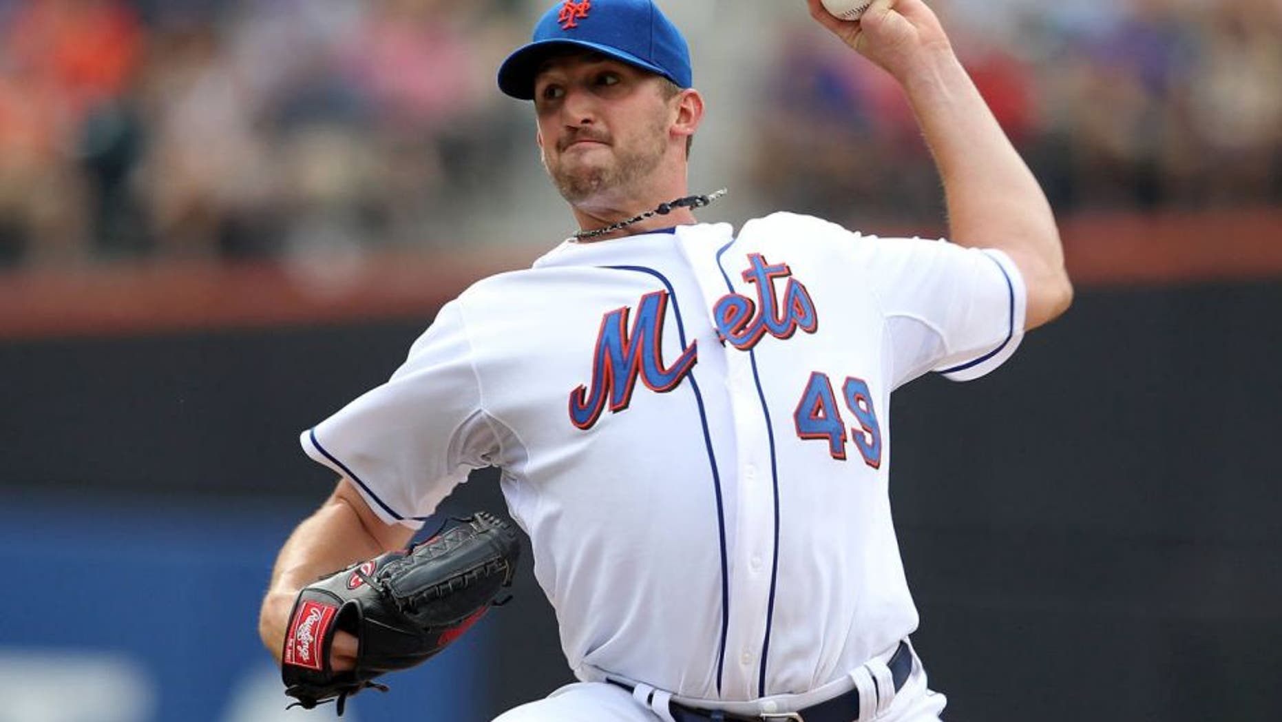 NEW YORK, NY - JULY 16: Jonathon Niese #49 of the New York Mets pitches against of the Philadelphia Phillies at Citi Field on July 16, 2011 in the Flushing neighborhood of the Queens borough of New York City. (Photo by Nick Laham/Getty Images)