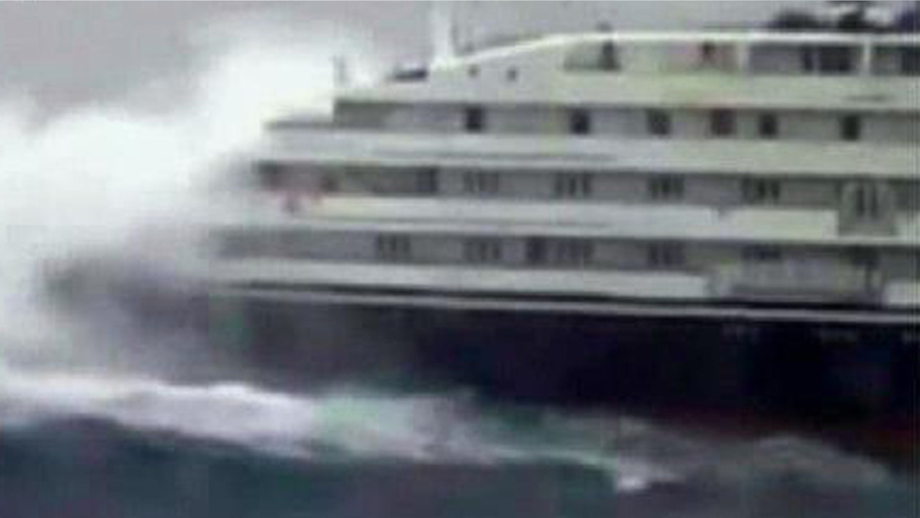 Massive waves knock out power to cruise ship.