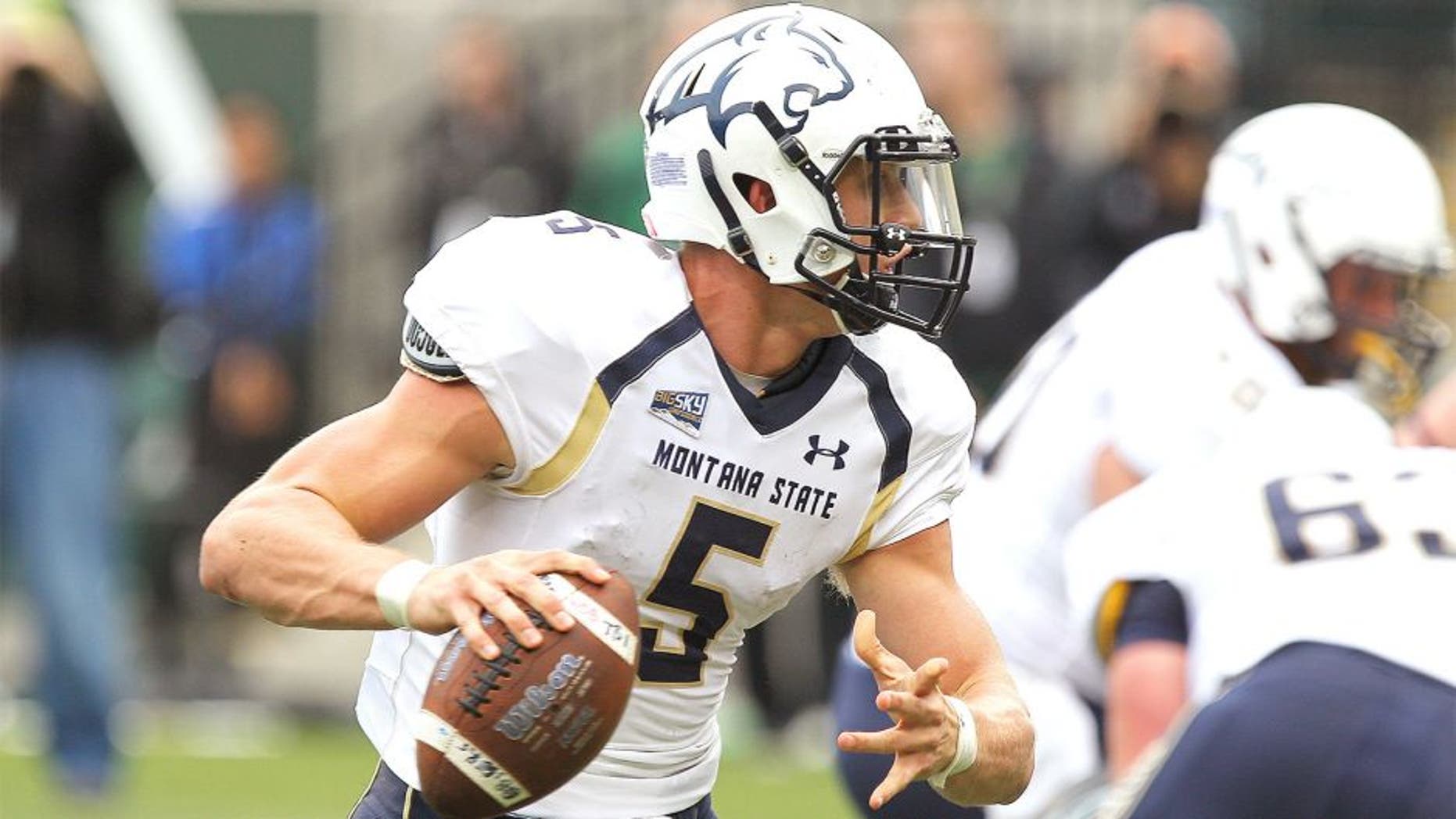 October 17, 2015: Montana State Bobcats quarterback Dakota Prukop (5) during the NCAA football game between the Vikings and the Montana State Bobcats at Providence Park, Portland, OR. Larry C. Lawson/CSM (Cal Sport Media via AP Images)