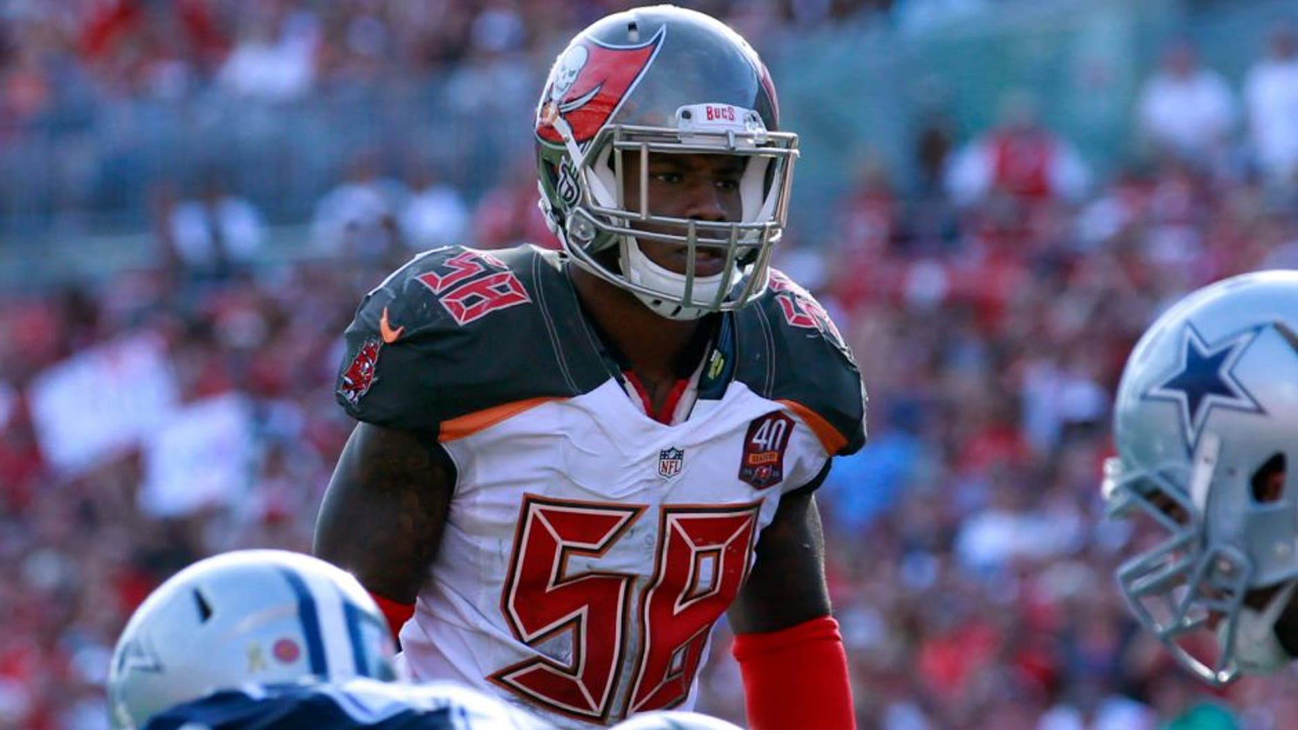 Nov 15, 2015; Tampa, FL, USA; Tampa Bay Buccaneers middle linebacker Kwon Alexander (58) rushes against the Dallas Cowboys during the second half at Raymond James Stadium. Mandatory Credit: Kim Klement-USA TODAY Sports