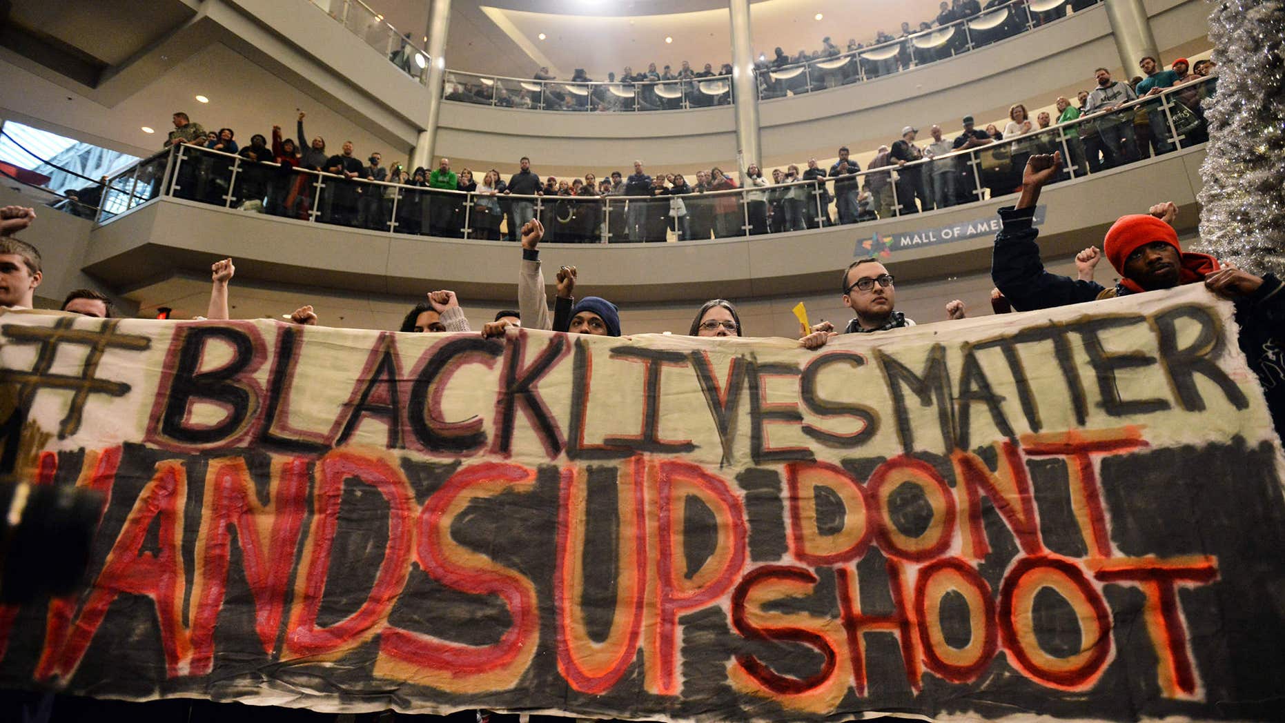 Black Lives Matter Protesters Stage Rally At Mall Of America | Fox News