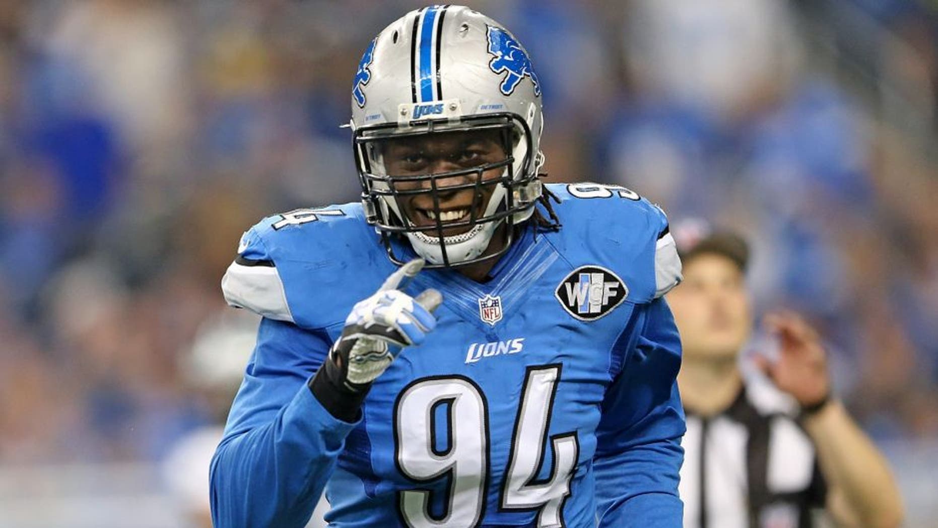 DETROIT MI - NOVEMBER 26: Ezekiel Ansah #94 of the Detroit Lions leaves the game during the first quarter of the game against the Philadelphia Eagles on November 26, 2015 at Ford Field in Detroit, Michigan. The Lions defeated the Eagles 45-14. (Photo by Leon Halip/Getty Images)