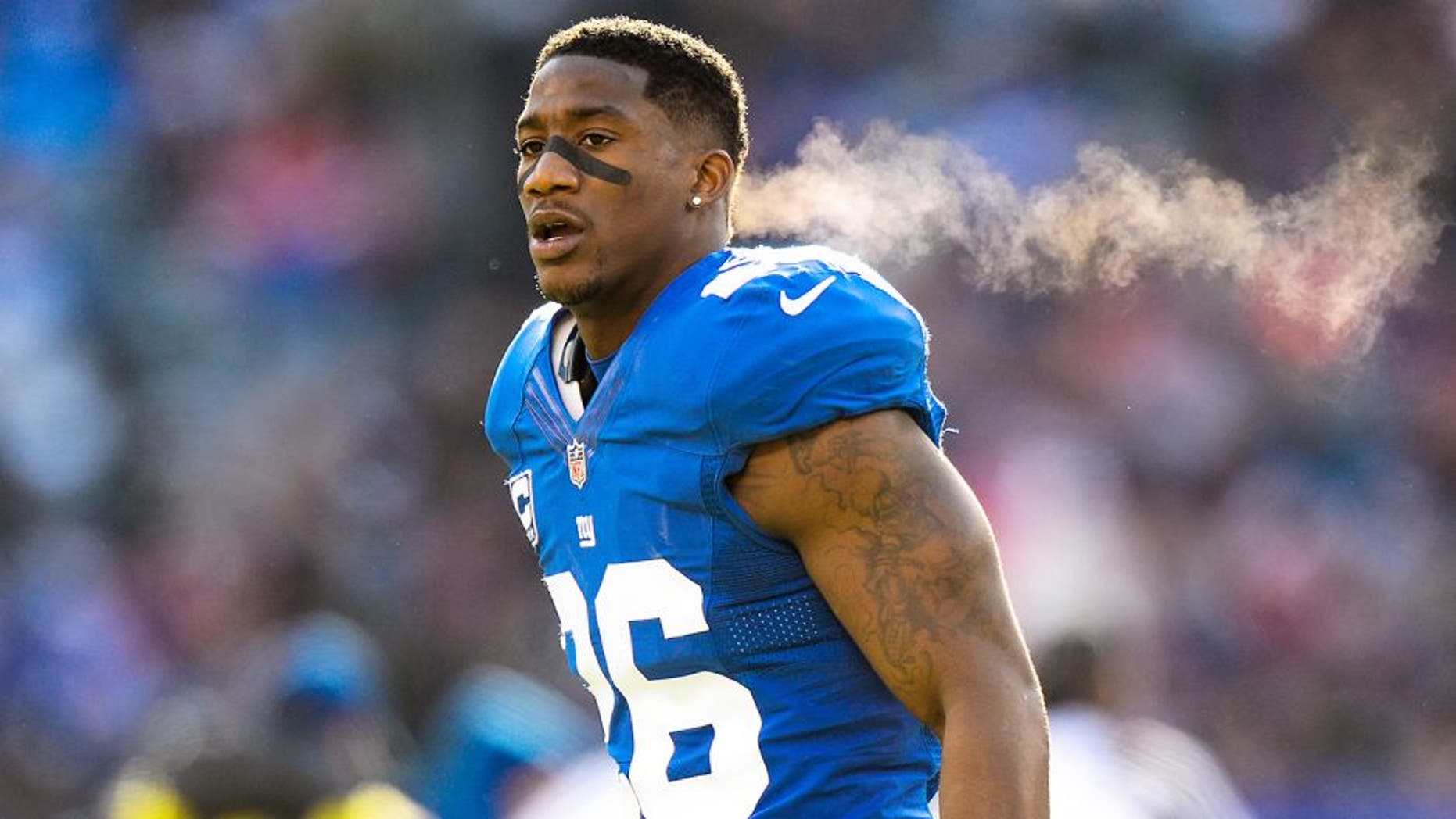 EAST RUTHERFORD, NJ - DECEMBER 15: Strong safety Antrel Rolle #26 during the 1st half of the Seattle Seahawks 23-0 win over the New York Giants at MetLife Stadium on December 15, 2013 in East Rutherford, New Jersey. (Photo by Ron Antonelli/Getty Images)