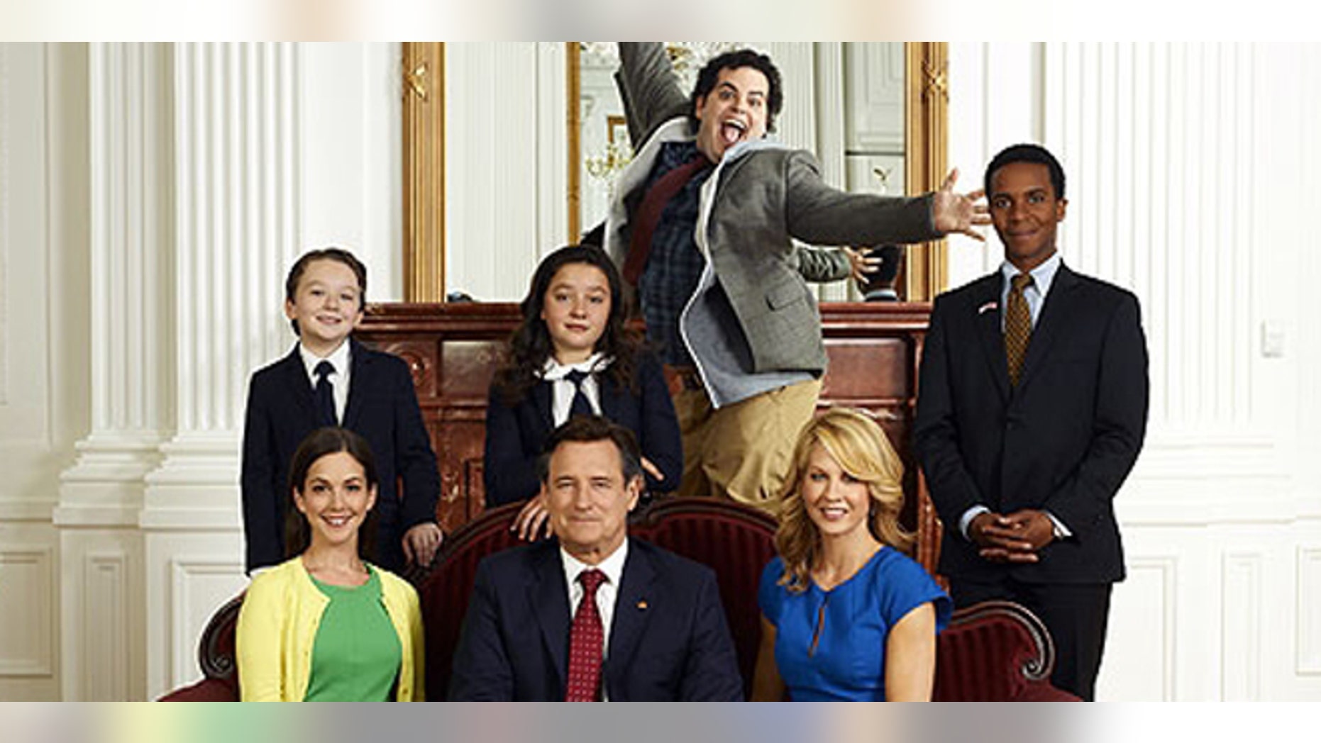 The cast from "1600 Penn."