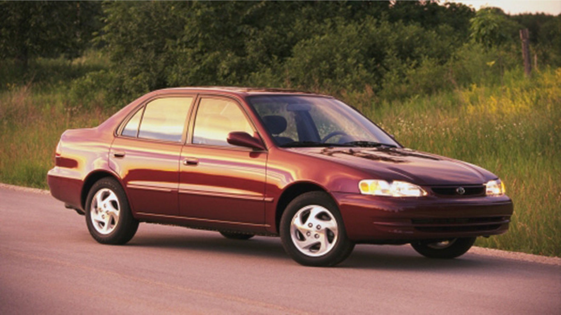 2000 Toyota Corolla