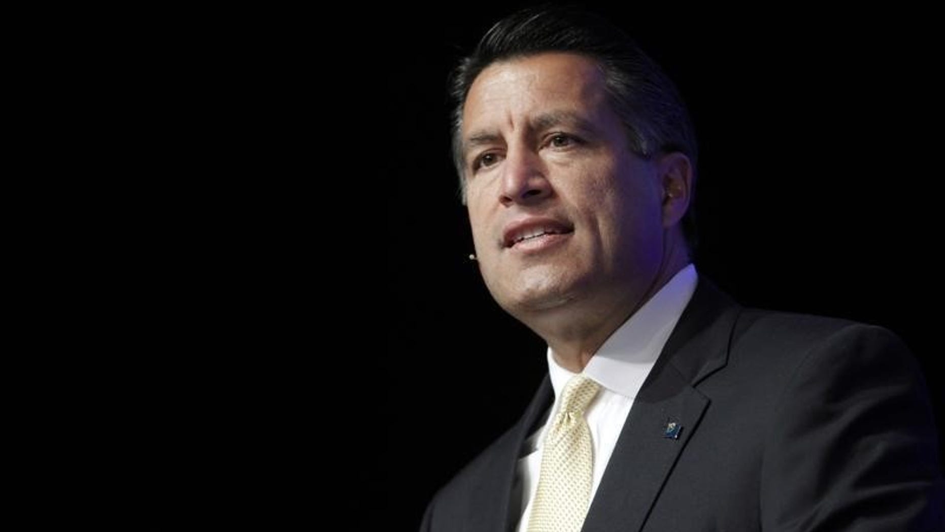 Nevada Governor Brian Sandoval gives a welcoming address at the Skybridge Alternatives (SALT) Conference in Las Vegas, Nevada May 9, 2012.
REUTERS/STEVE MARCUS