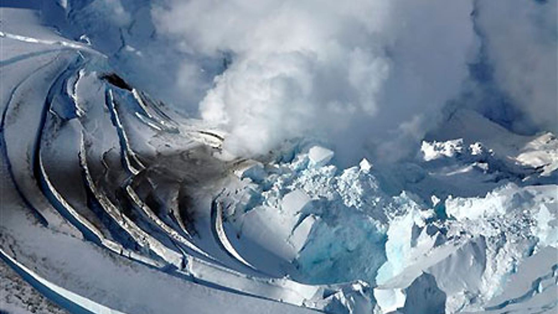 Alaska's Mount Redoubt Erupts Six Times | Fox News