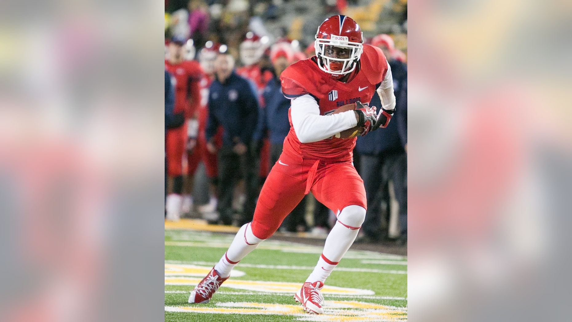 Fresno St widereceiver Davante Adams (15) turns up field after catching a pass during the first half of an NCAA college football game against Wyoming, Saturday, Nov. 9, 2013 at War Memorial Stadium in Laramie, WY. (AP Photo/Jeremy Martin)