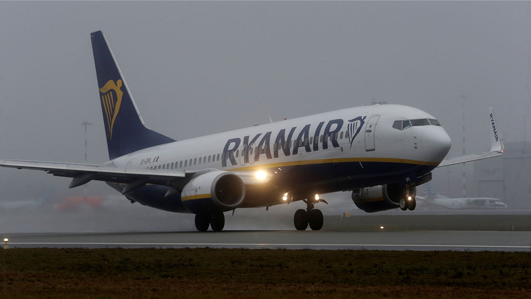 An older Ryanair passenger is being hailed as a hero after incapacitating an unruly young man.