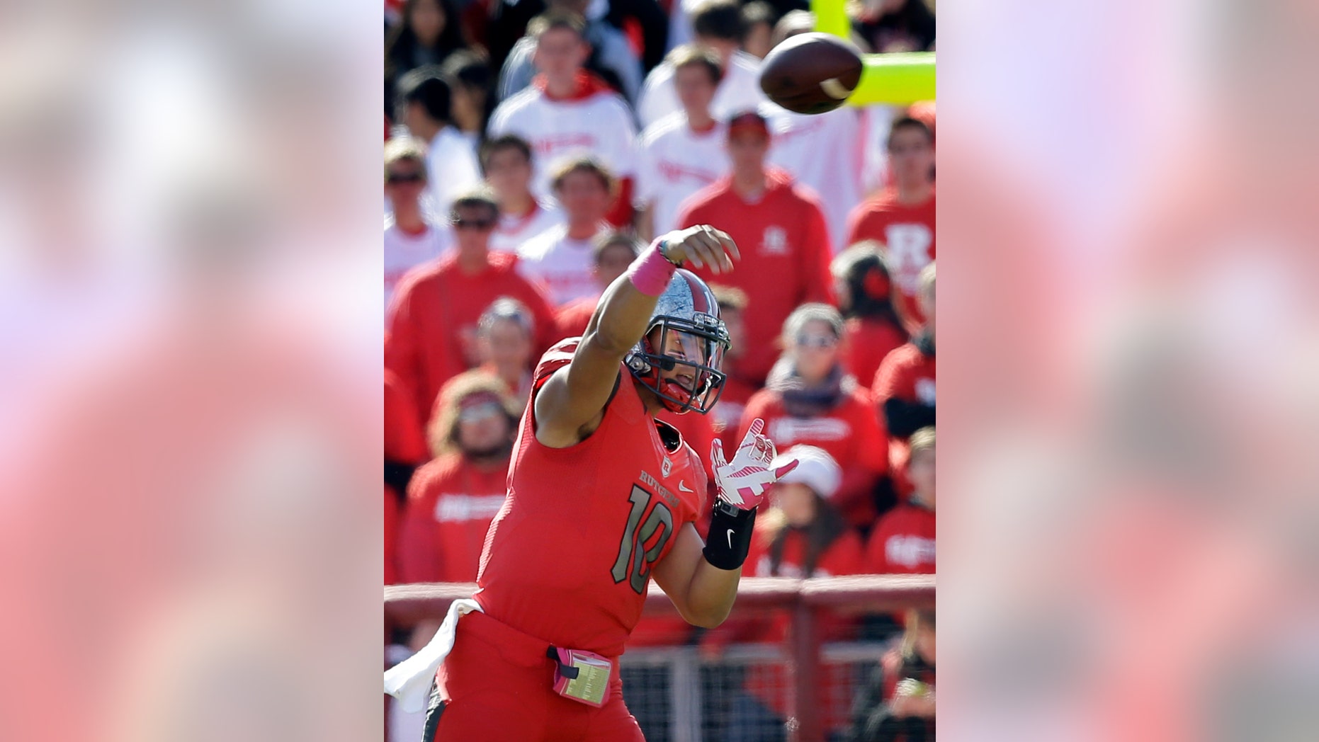 Rutgers quarterback Gary Nova (10) throws a pass during the first half of an NCAA college football game against Houston in Piscataway, N.J., Saturday, Oct. 26, 2013. Houston won 49-14. (AP Photo/Mel Evans)