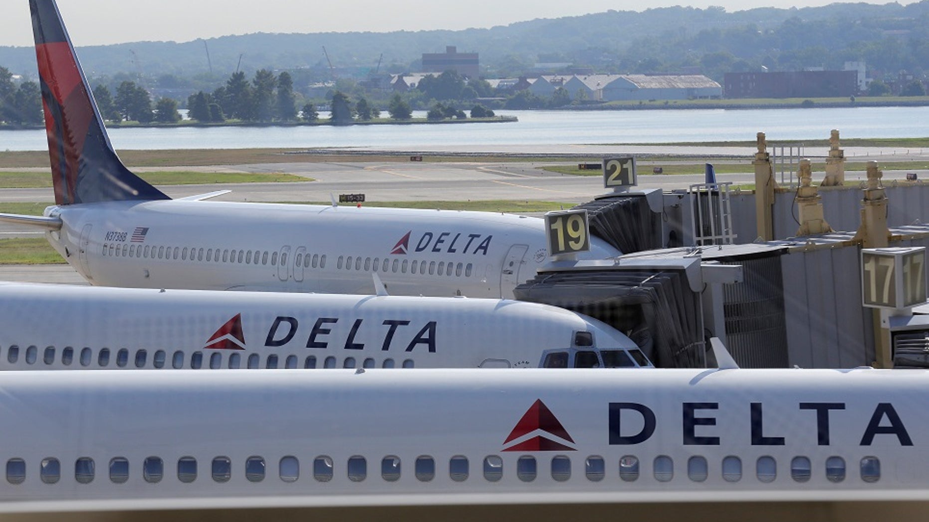 A man and a woman were reportedly busted for engaging in a sex act on a Delta flight to Detroit.