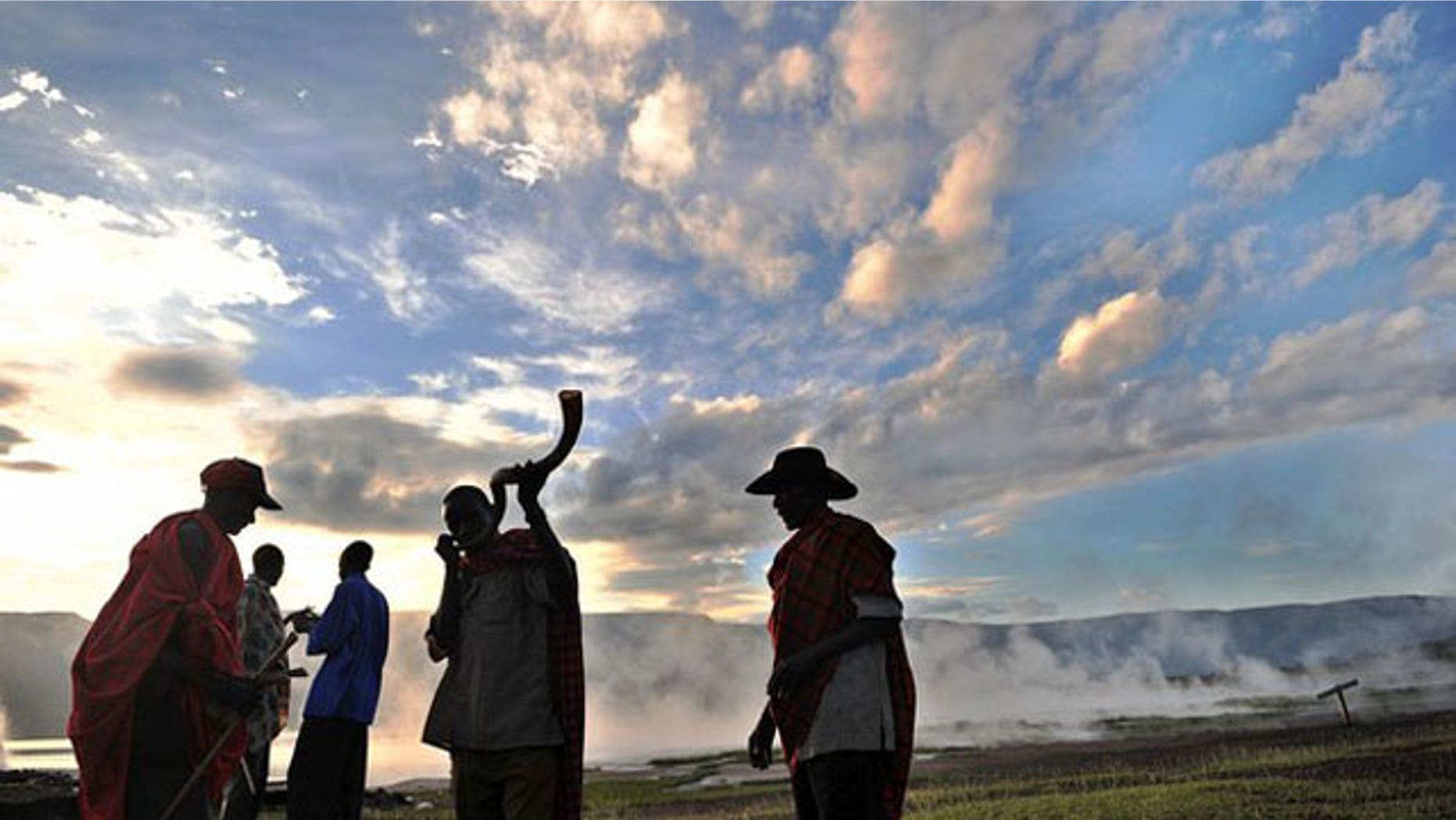 Indigenous ceremony outside Nairobi (www.daylife.com)