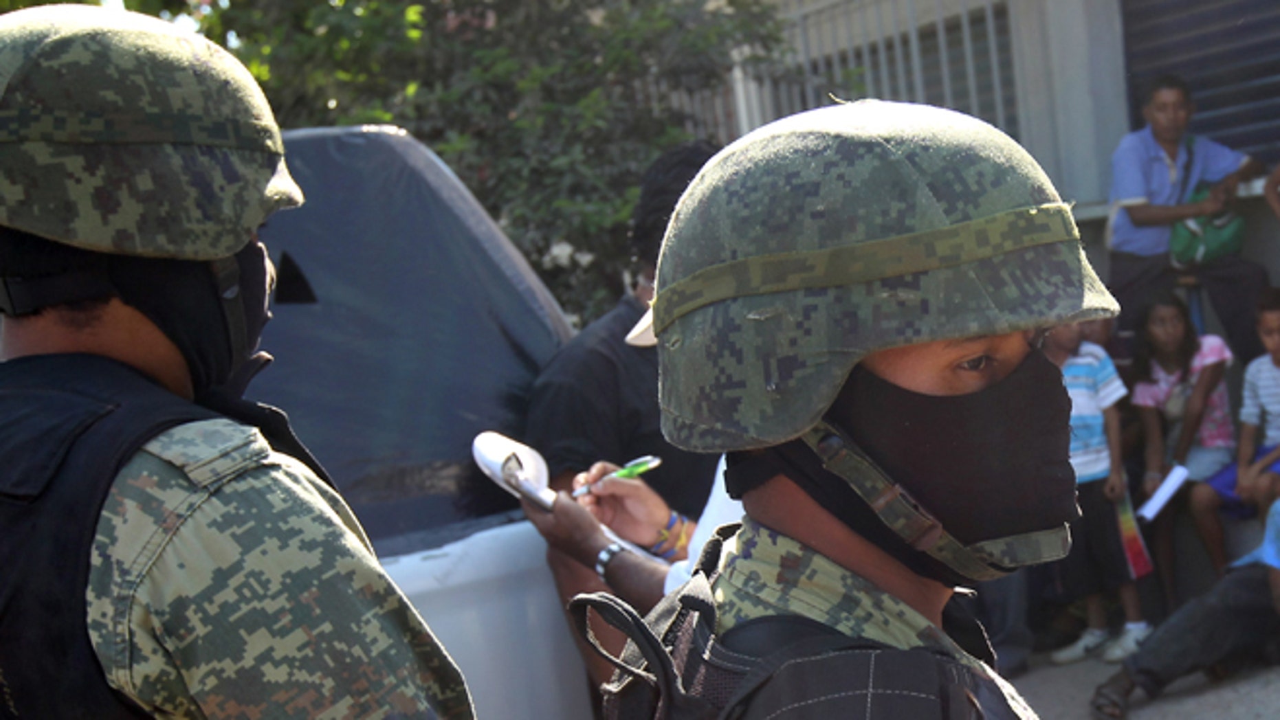 U S Marshals Disguise Themselves As Mexican Marines To Combat