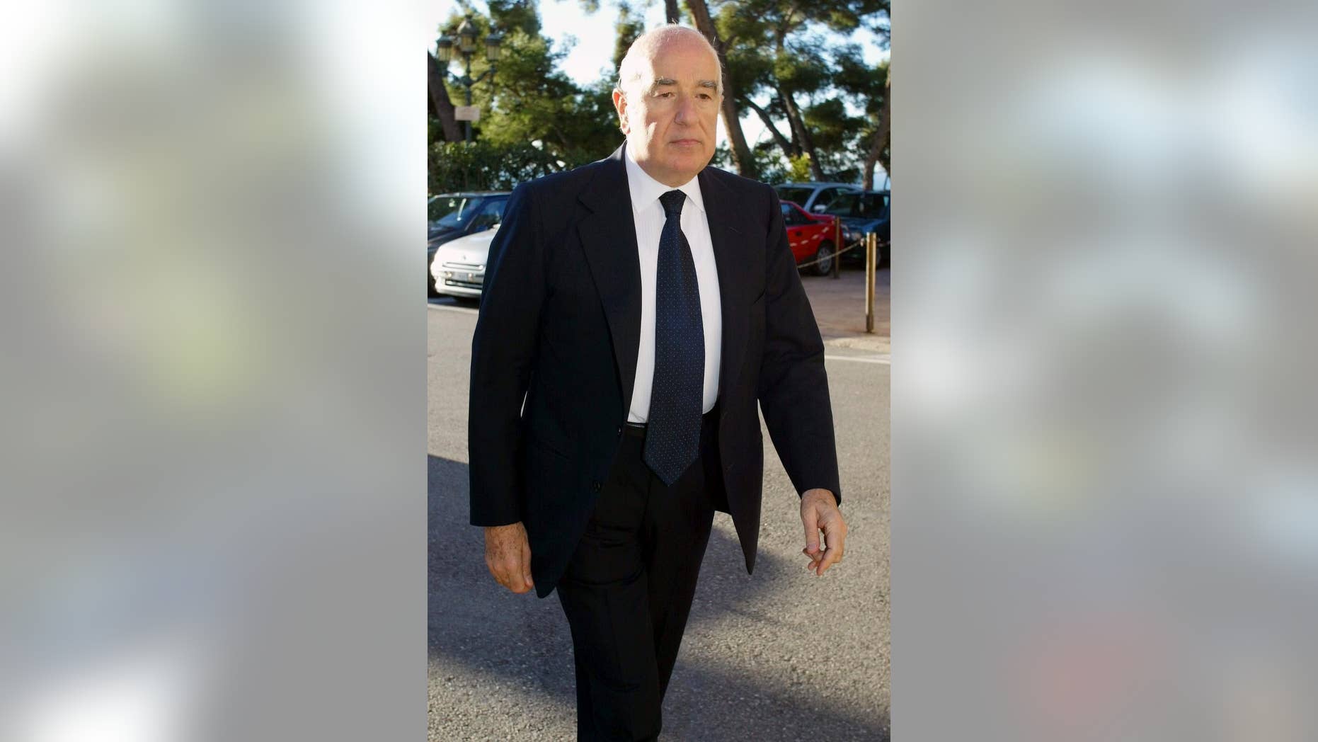 FILE - In this Nov. 22, 2012 file photo, Brazilian Joseph Safra arrives at Monaco's courthouse for the trial of American nurse Ted Maher who is on trial for the arson death of Safra's brother Edmond. Federal prosecutors in Brazil have charged the world's richest banker, Joseph Safra, for allegedly agreeing to pay bribes to tax auditors to reduce or annul fines on unpaid taxes, Brazil's Federal Prosecutor's Office said in a statement on Thursday, March 31, 2016. (AP Photo/Lionel Cironneau, File)