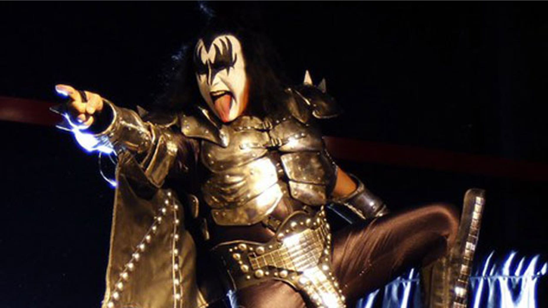 Gene Simmons (AP)