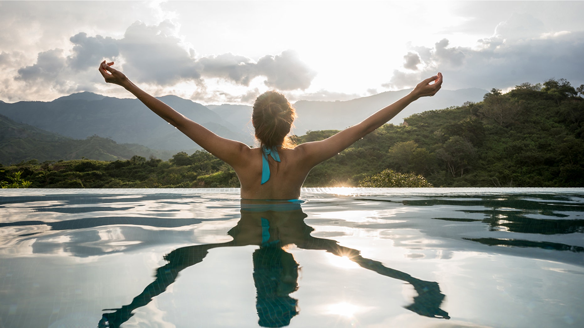Not everything is as glamorous as it seems, as one woman learned when a hotel infinity pool turned out to be a large bathtub.