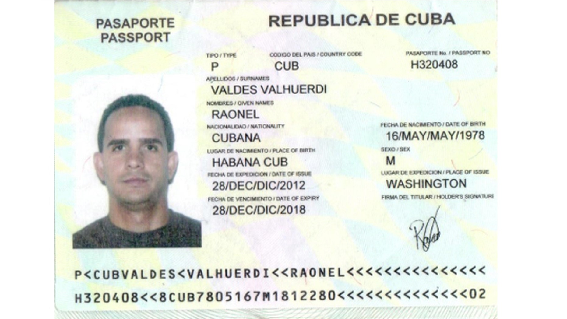 A photo of the passport of Raonel Valdez.