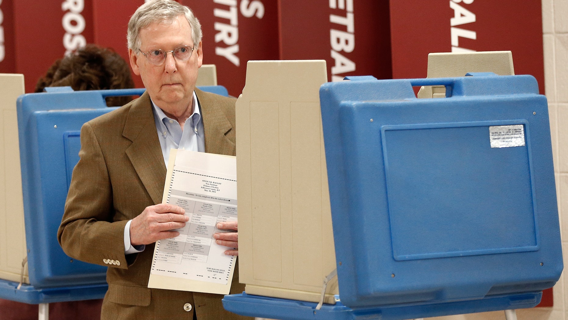 Sen. Mitch McConnell votes in the state Republican primary on May 20, 2014 in Louisville, Kentucky.