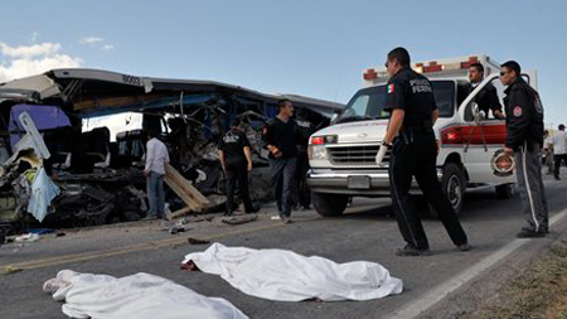 tourist bus crash in mexico