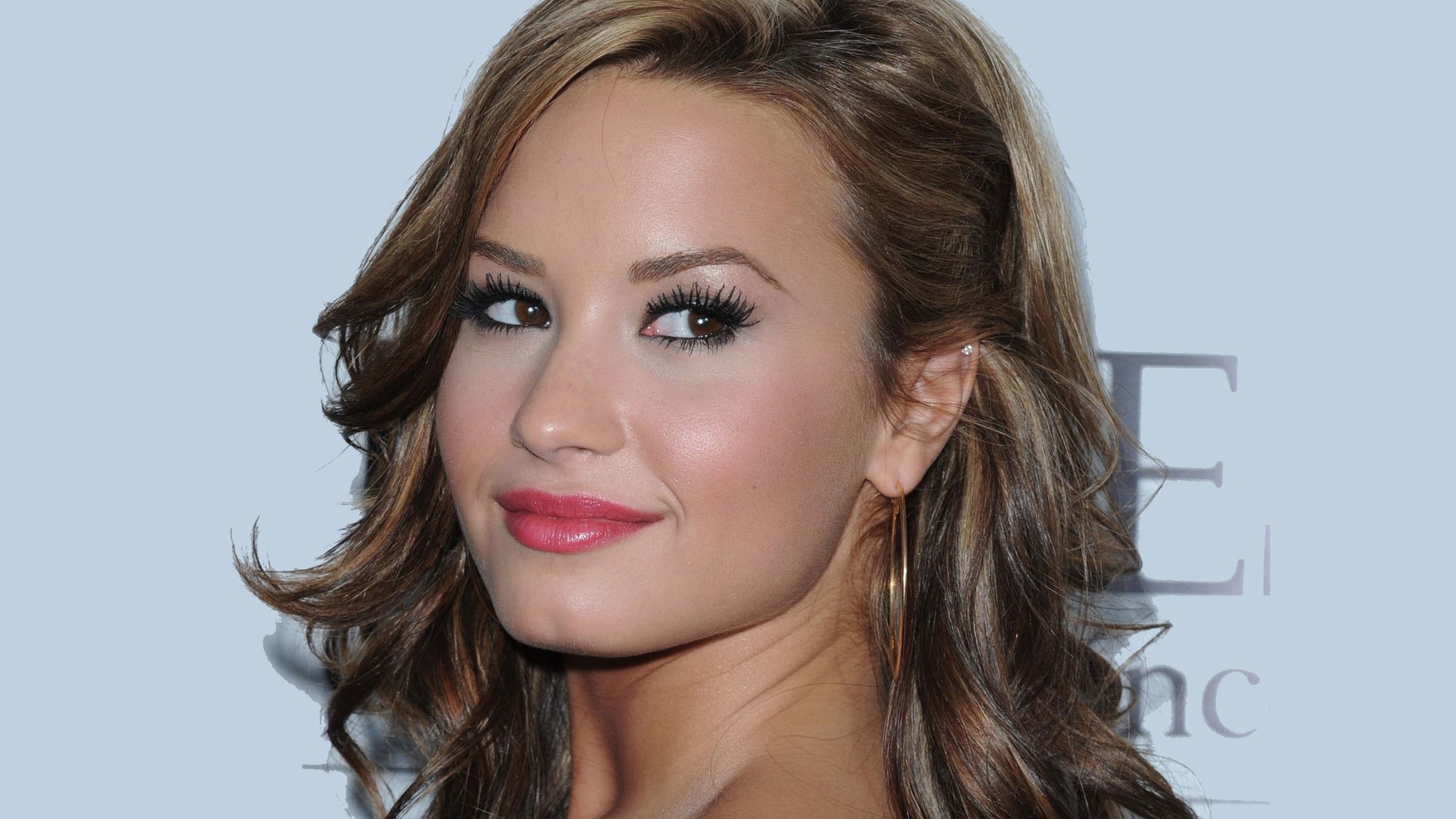 ©AXELLE/BAUER-GRIFFIN.COM
PADRES Contra El Cancer's 25th Anniversary Gala.
The Hollywood Palladium, Hollywood, CA.
September 23, 2010.
Job: 100923A1.
www.bauergriffin.com
www.bauergriffinonline.com
Pictured: Demi Lovato.
