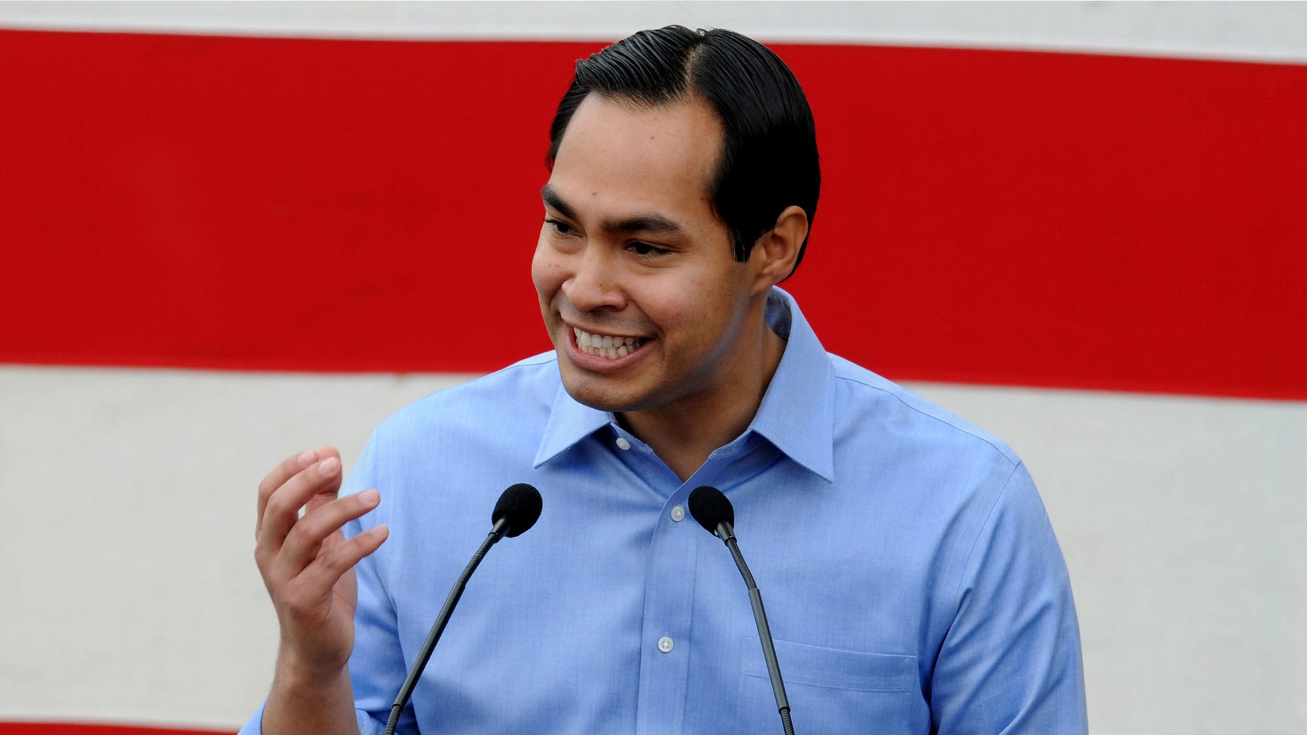 INDIANOLA, IOWA - SEPTEMBER 15: San Antonio Mayor Julian Castro speaks at the 36th Annual Harkin Steak Fry on September 15, 2013 in Indianola, Iowa. Sen. Harkin's Democratic fundraiser is one of the largest in Iowa each year. (Photo by Steve Pope/Getty Images)