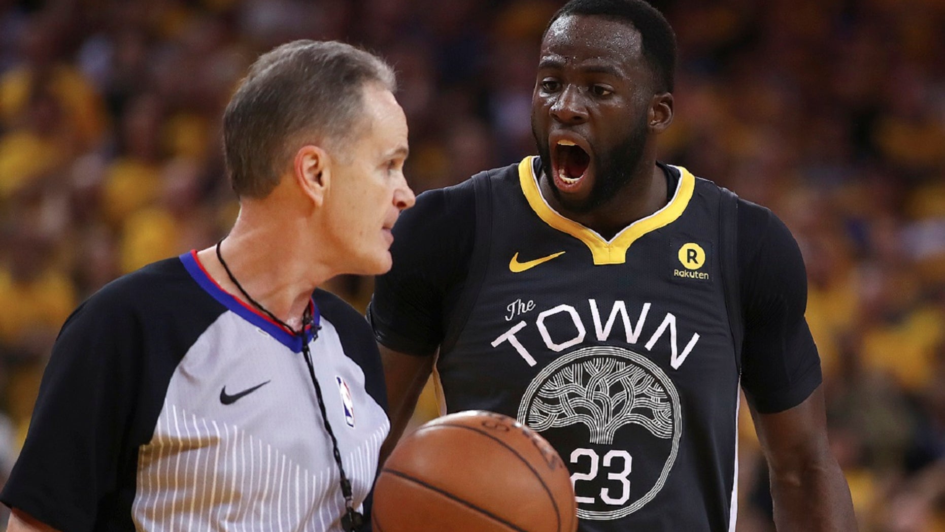 Golden State Warriors' Draymond Green hit back at Charles Barkley after Tuesday night's win over the New Orleans Pelicans for comments he made about wanting to "punch him in the face."