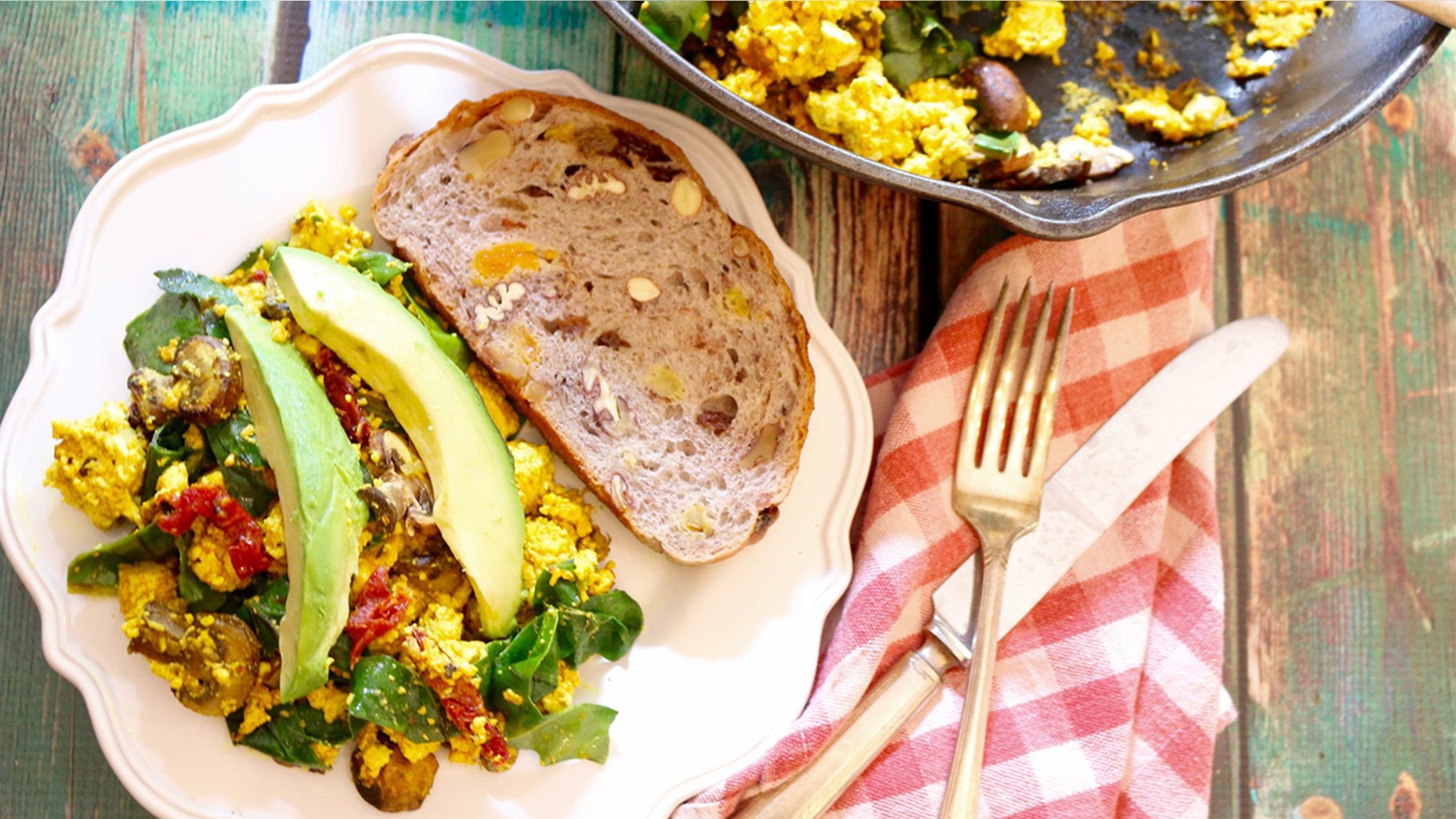These 10 breakfast ideas will help keep you full longer and can even aid in weight loss.