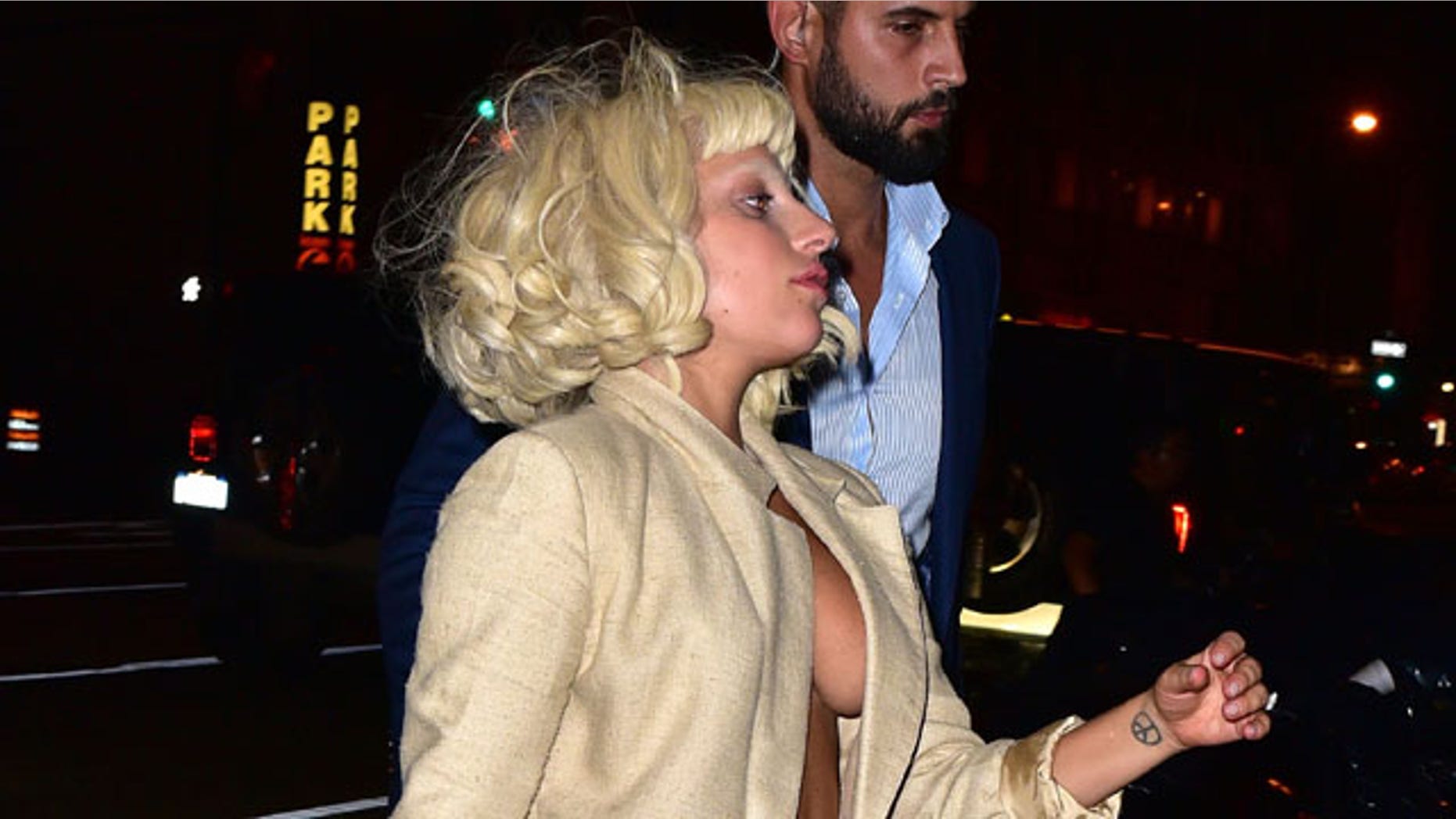 NEW YORK, NY - JUNE 23: Lady Gaga arrives to Famous Amadeus Pizza on June 23, 2015 in New York City. (Photo by James Devaney/GC Images)