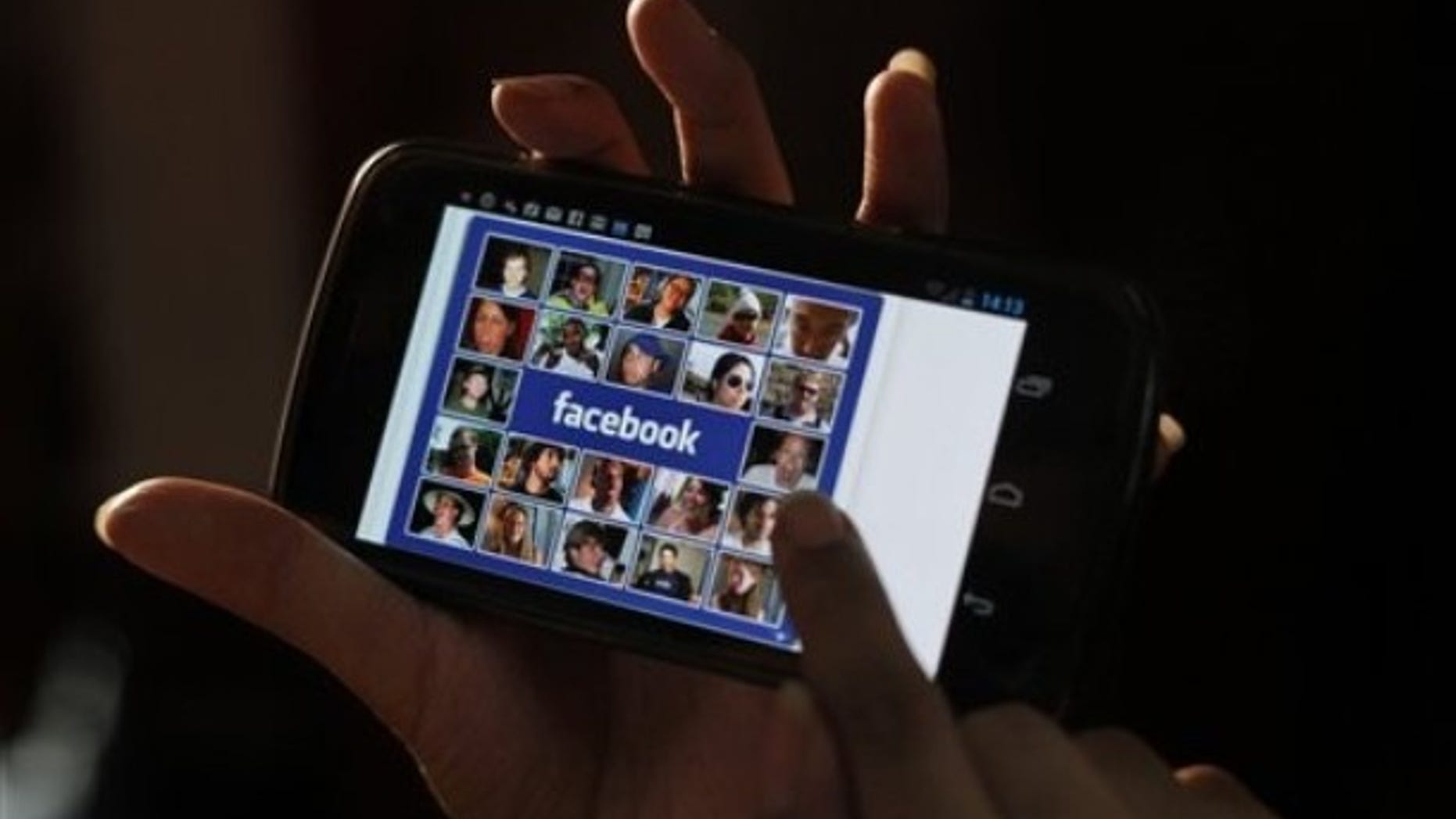Facebook is getting serious about mobile.