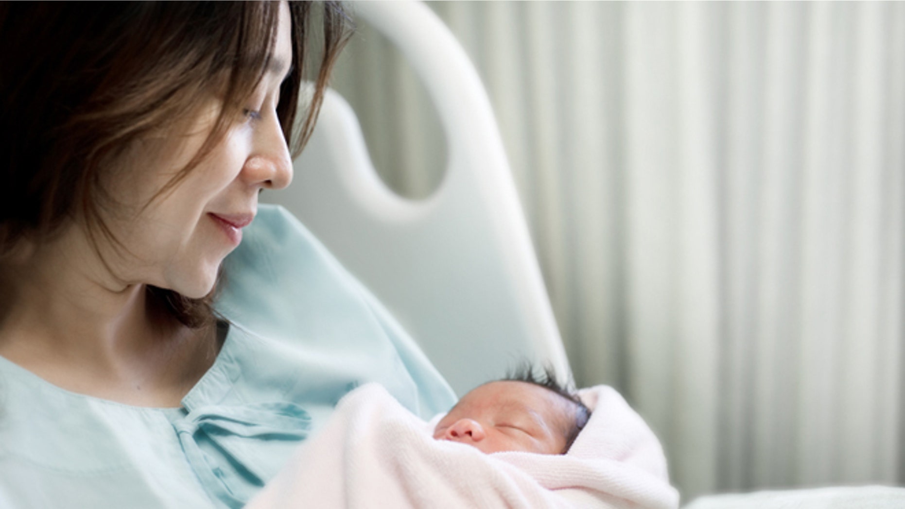 newborn baby, only a few hours old